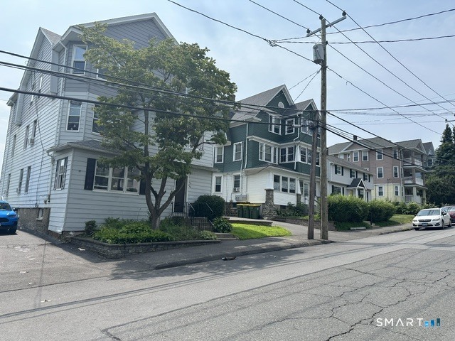 601 Washington Avenue photo 3