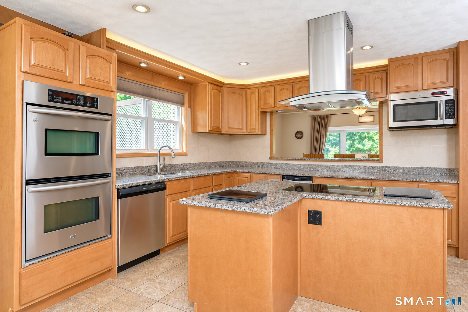 689 Squaw Rock Road photo 19