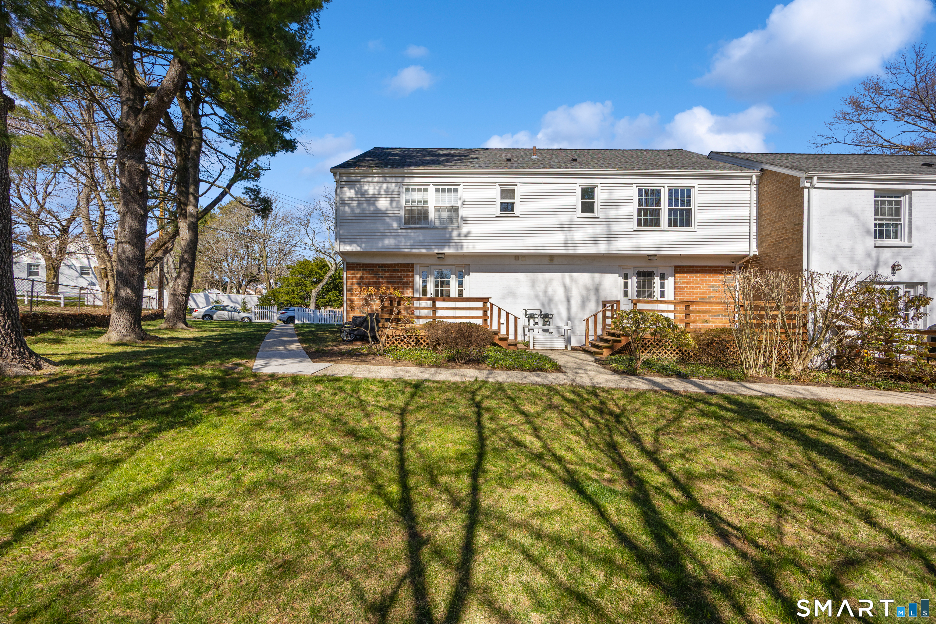 245 Sunnyridge Avenue  Unit #1 photo 19