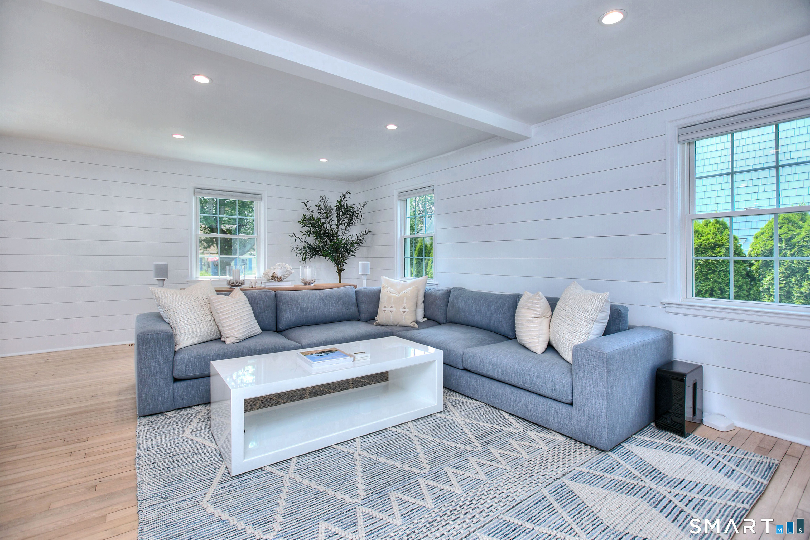 537 Penfield Road photo 13