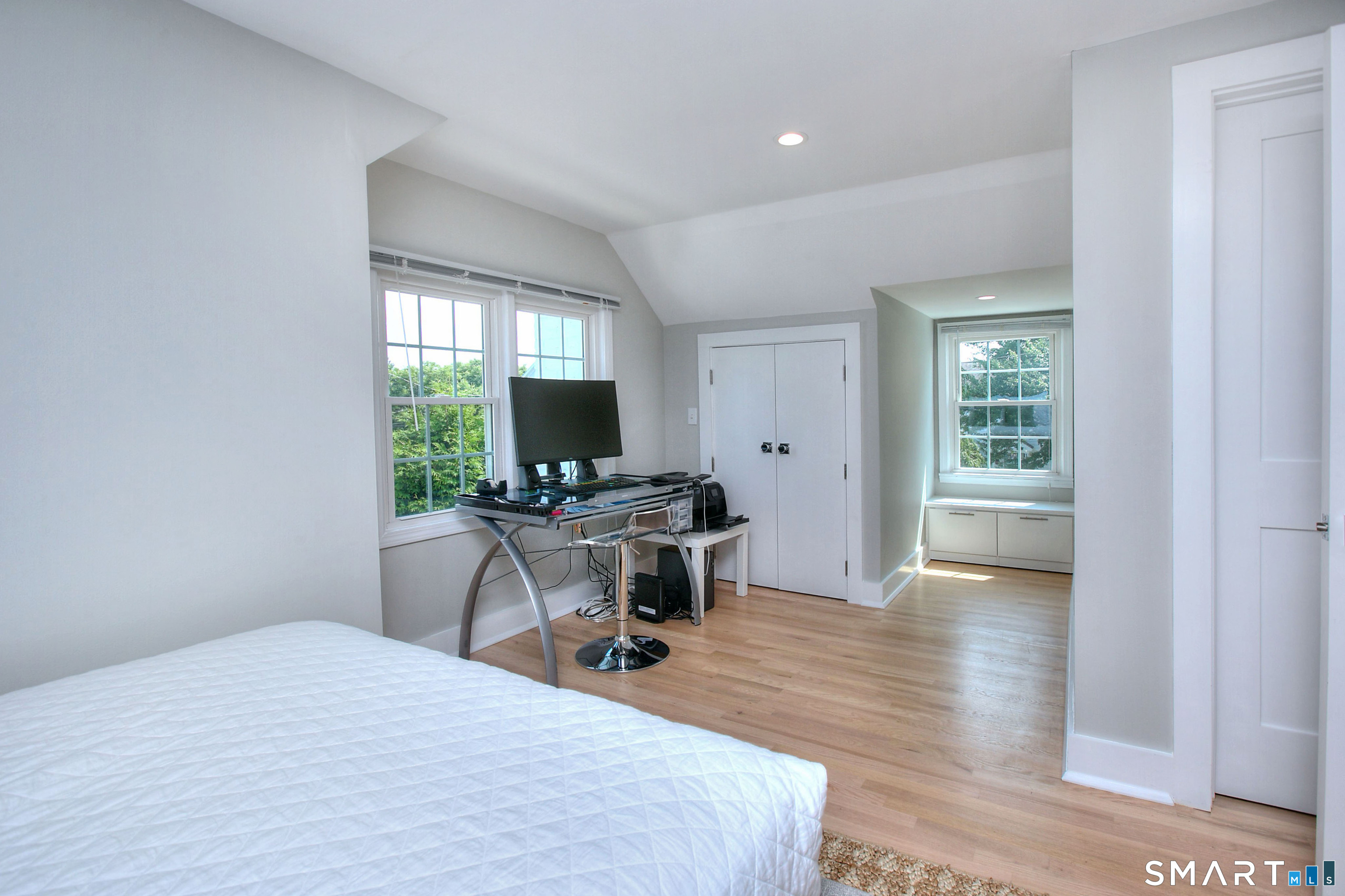 537 Penfield Road photo 30