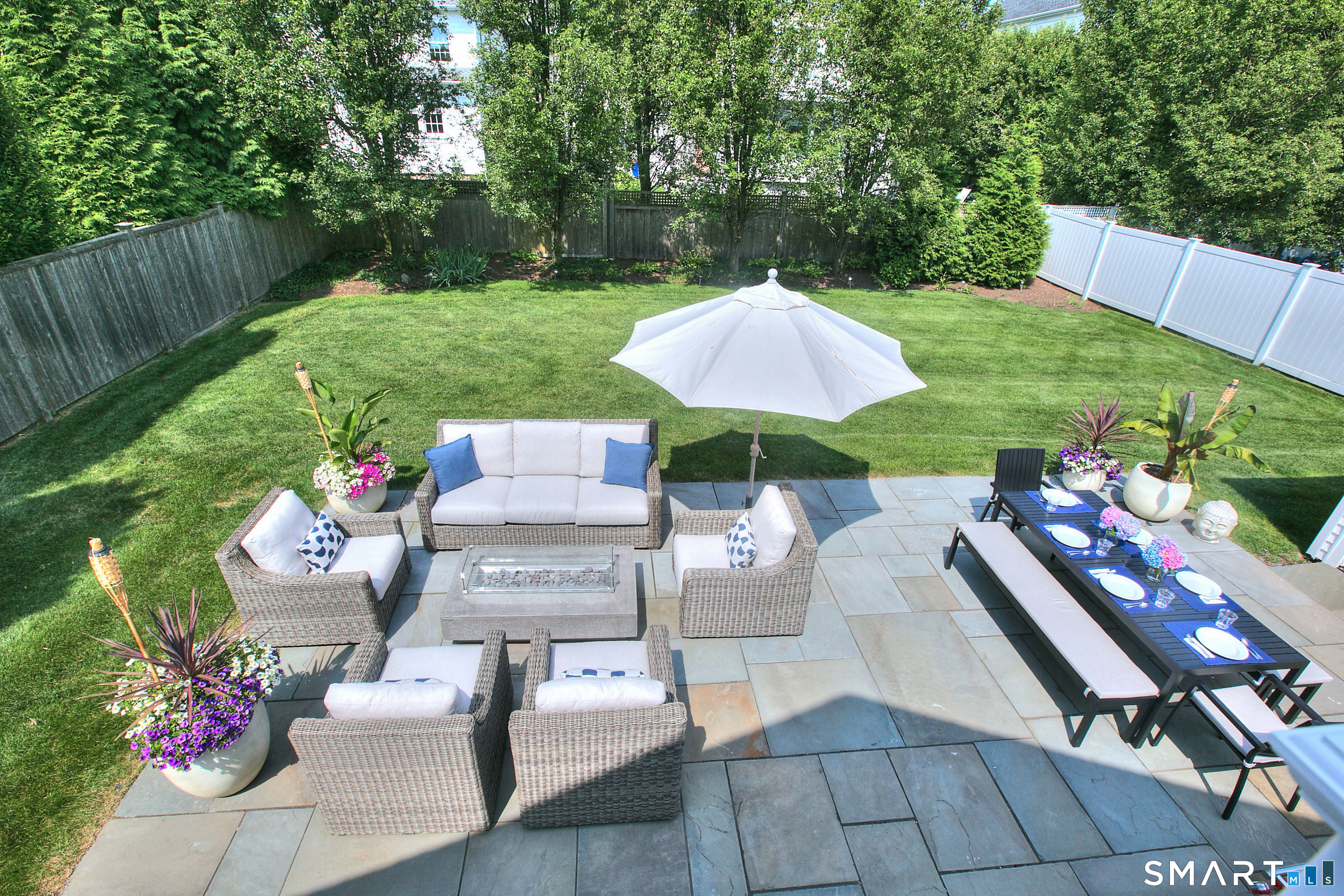 537 Penfield Road photo 32