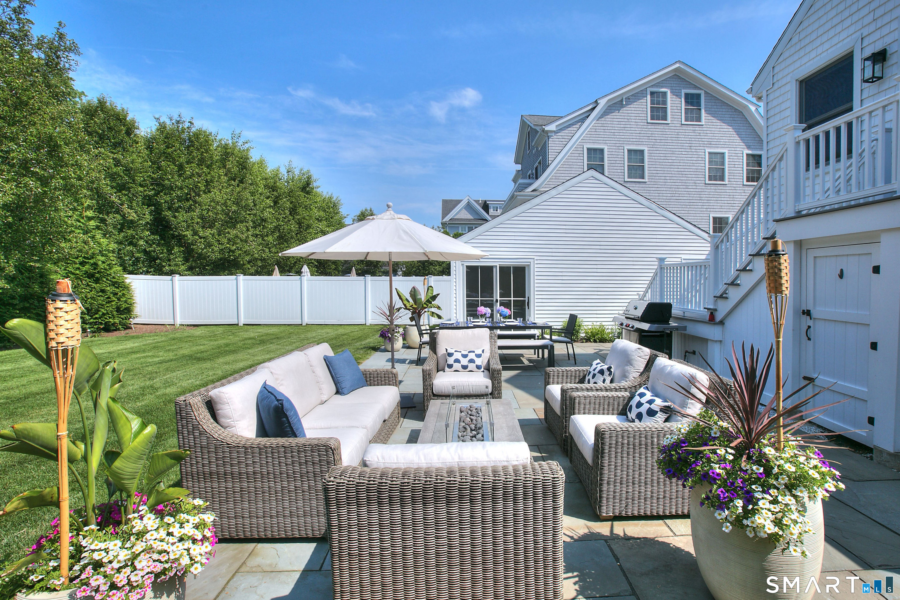 537 Penfield Road photo 33