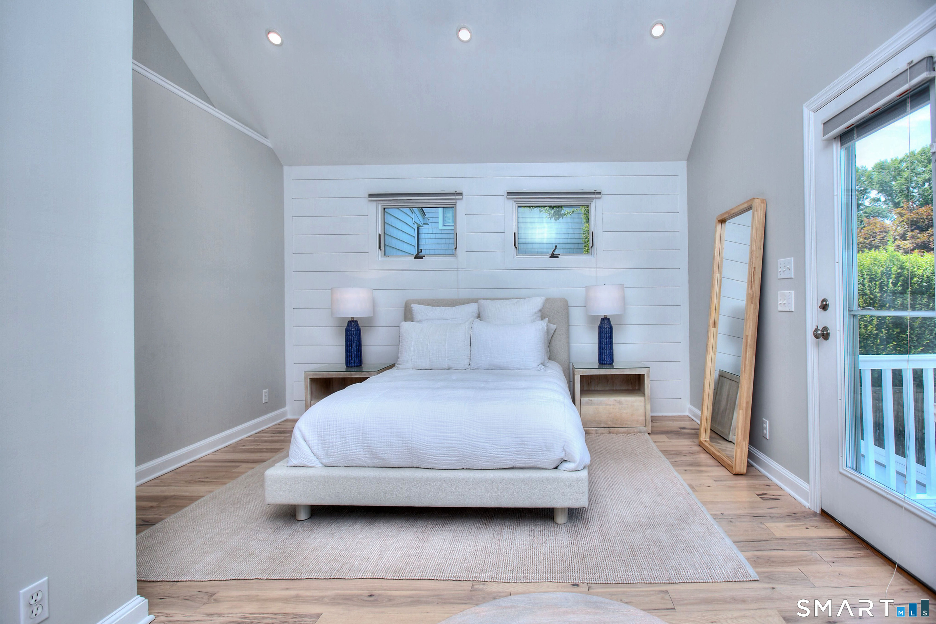537 Penfield Road photo 17