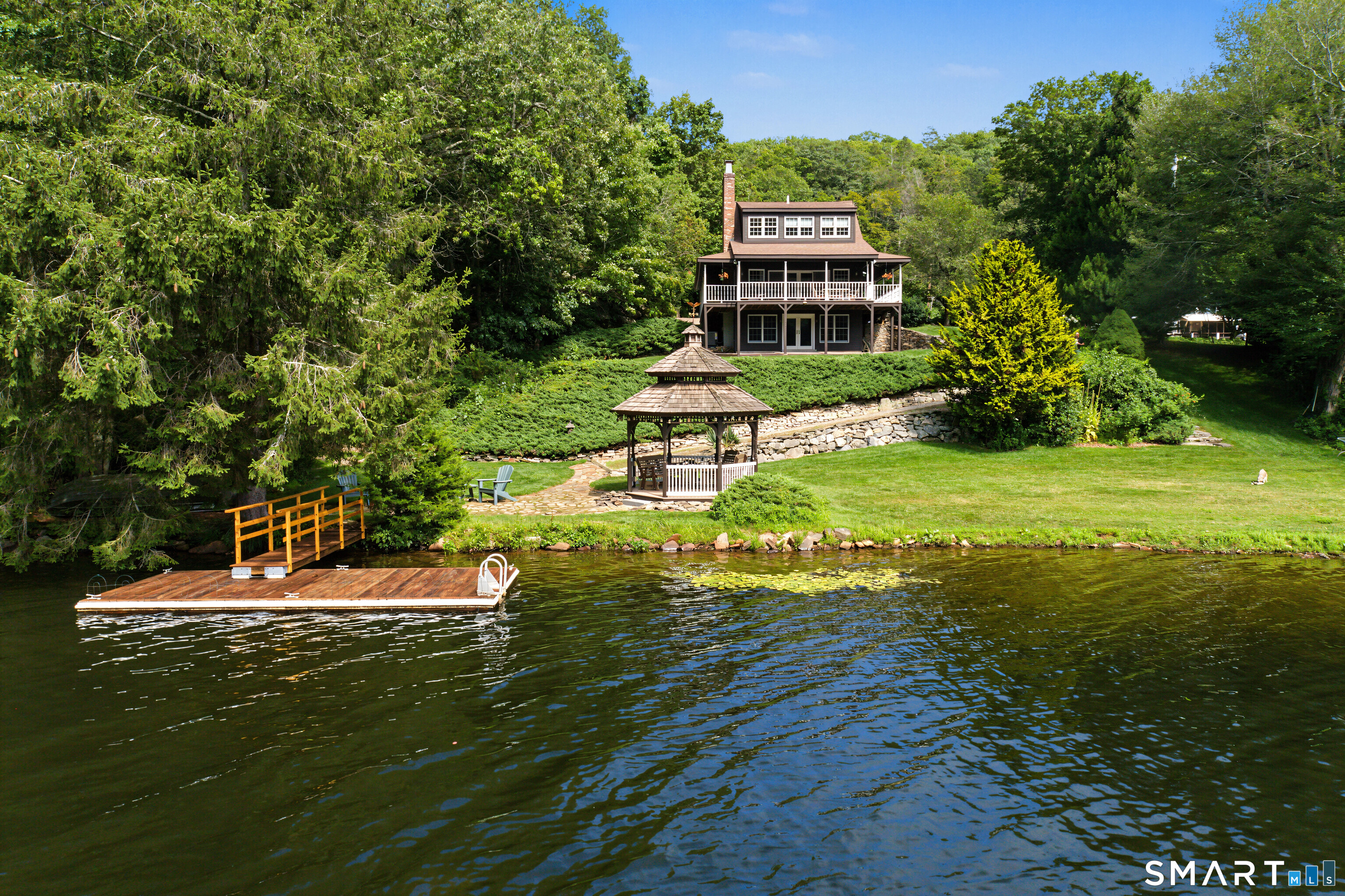 136 Quonnipaug Lane, Guilford, Connecticut 06437
