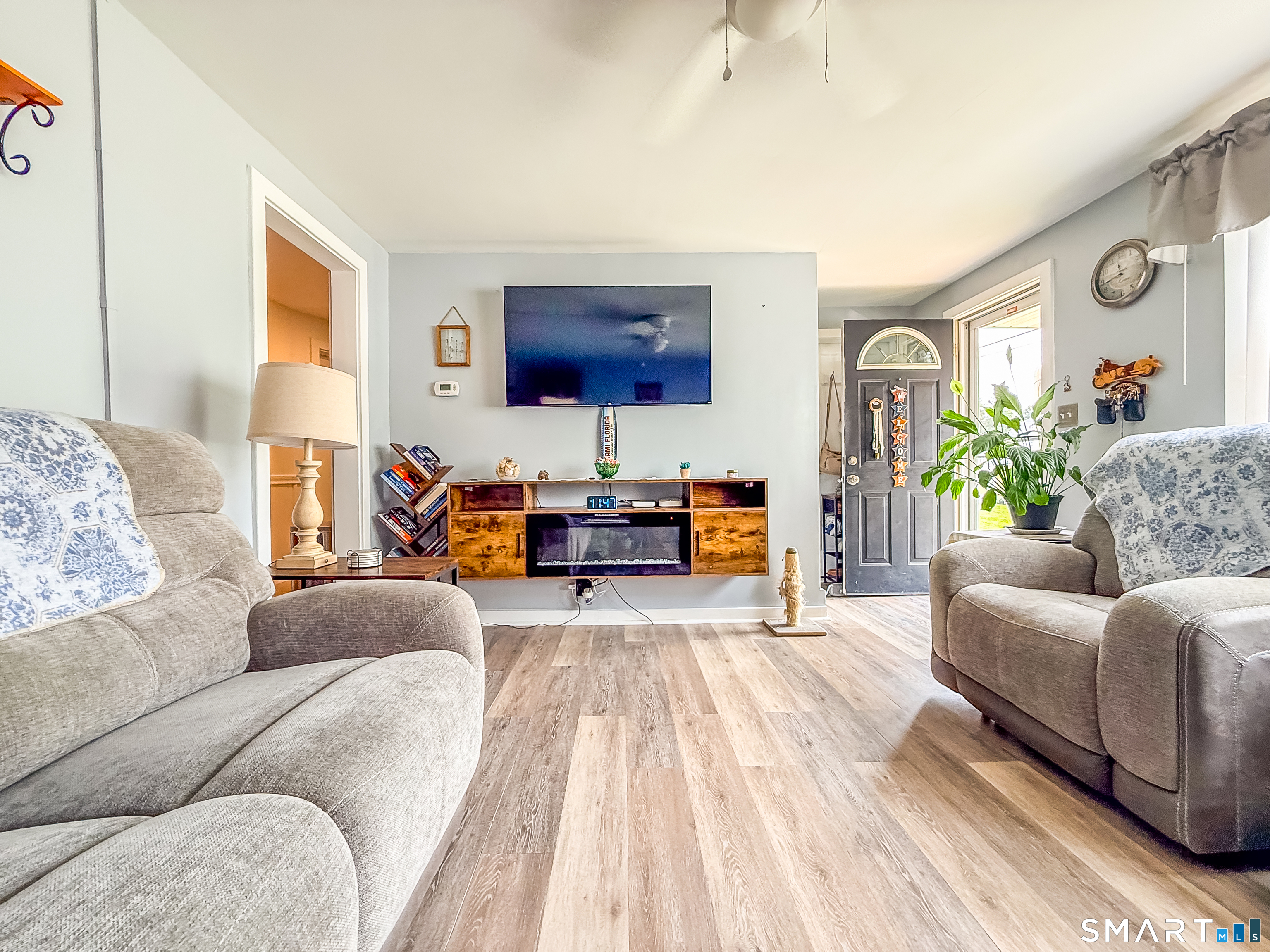 image of 394 W Washington St, Bristol, CT 06010 | MLS# 24198003
