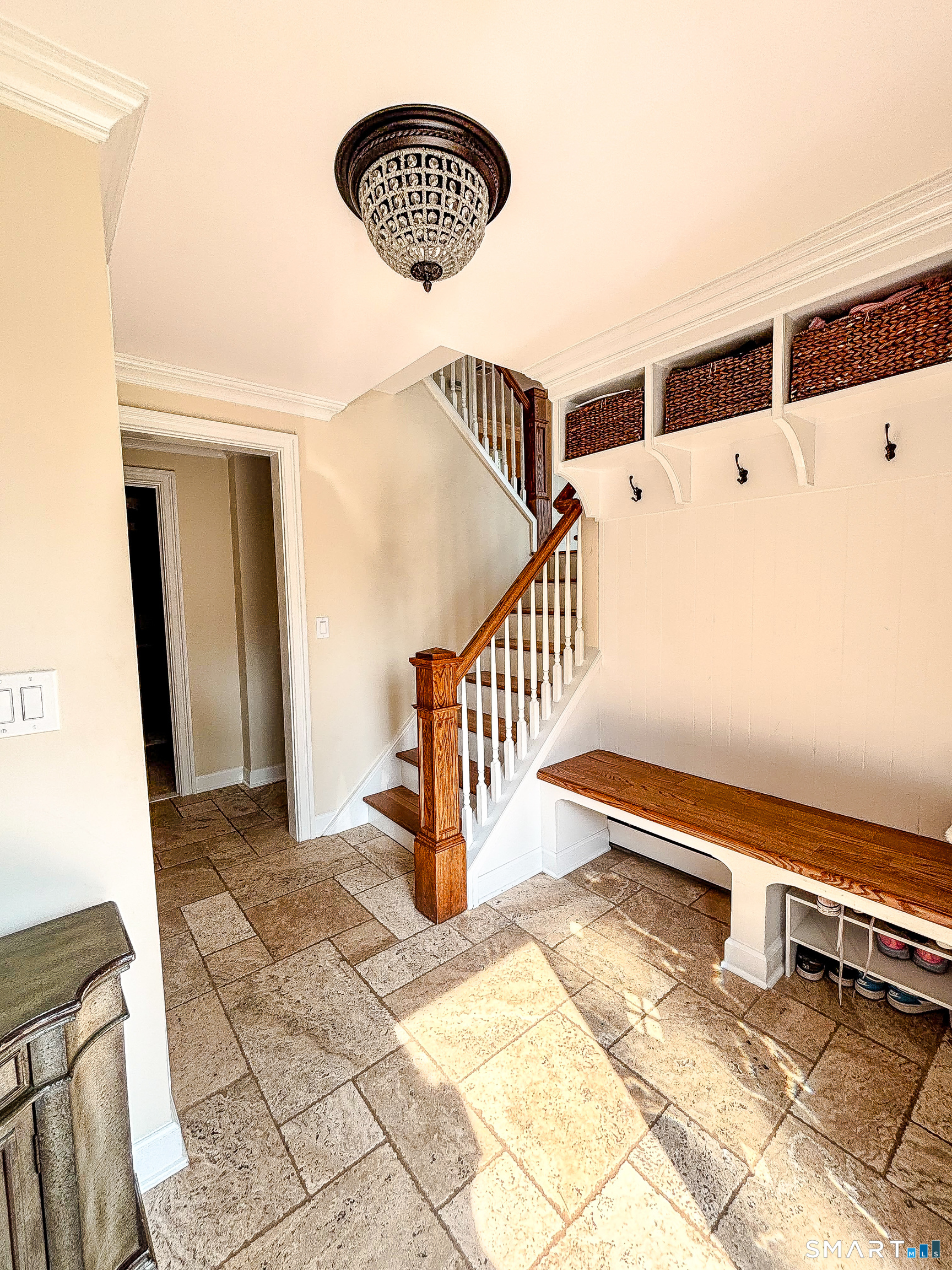 120 Pilgrim Drive photo 6