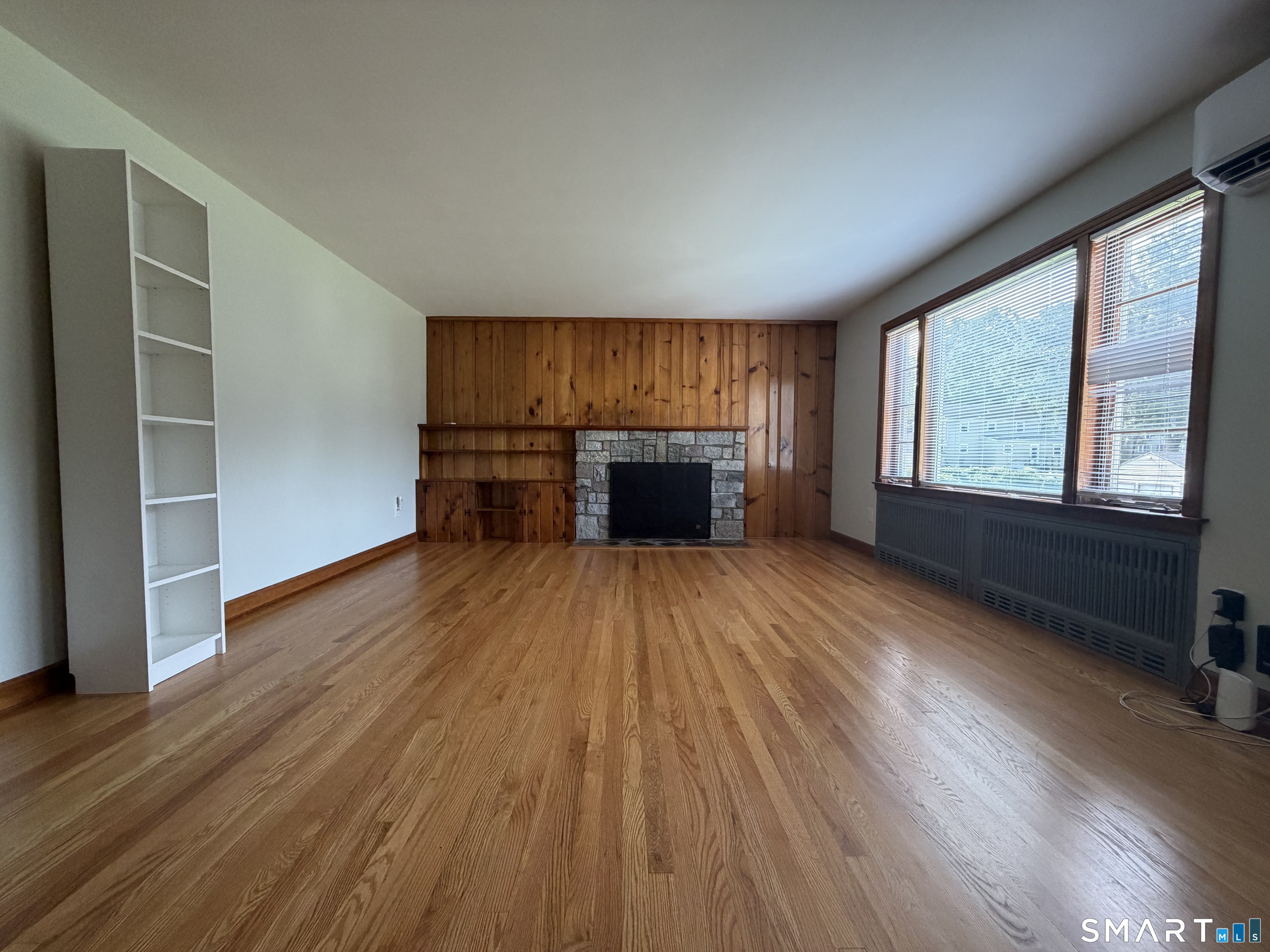 110 Collett Street photo 11
