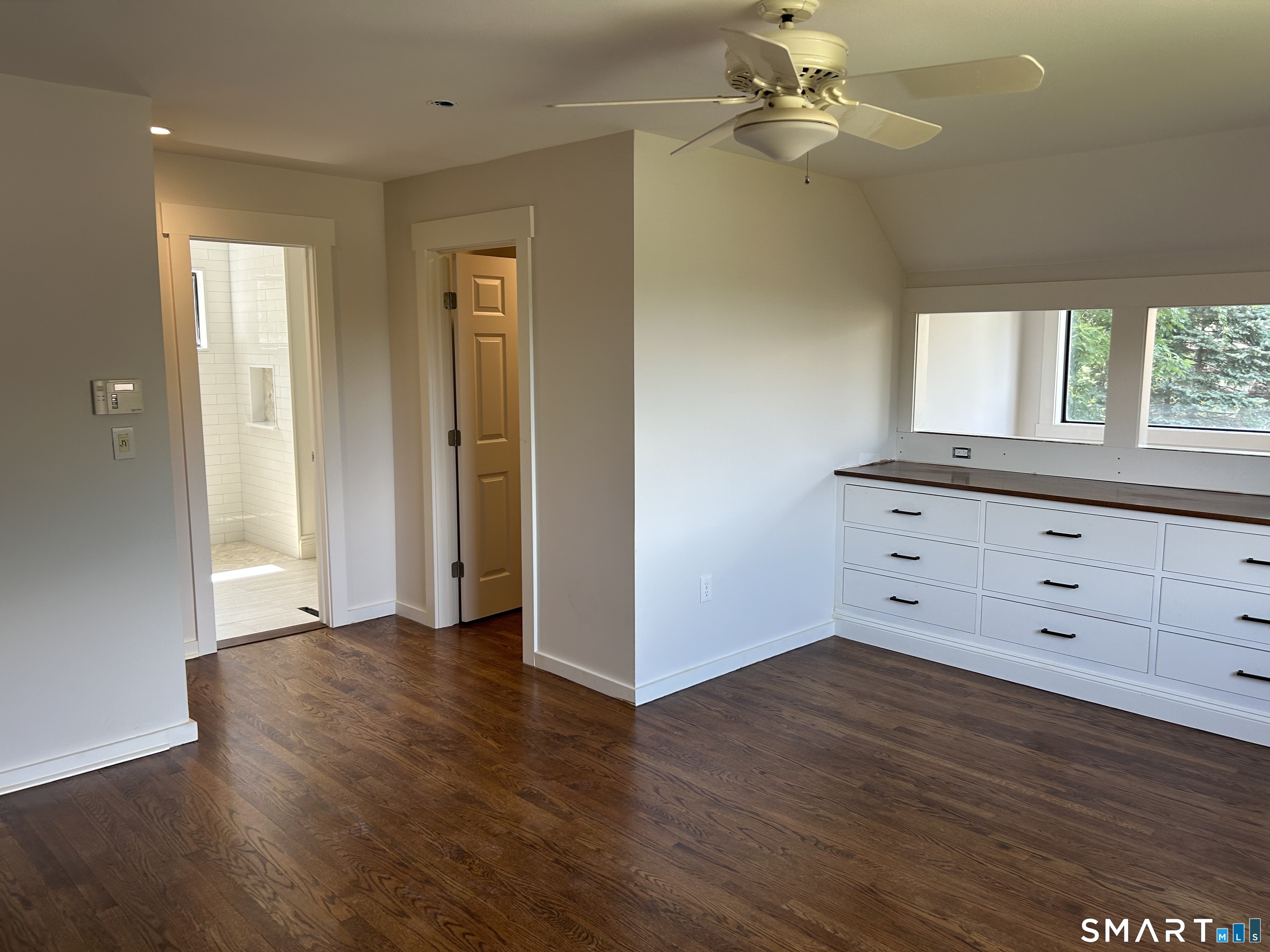 511 Opa Lane  Unit #B photo 10