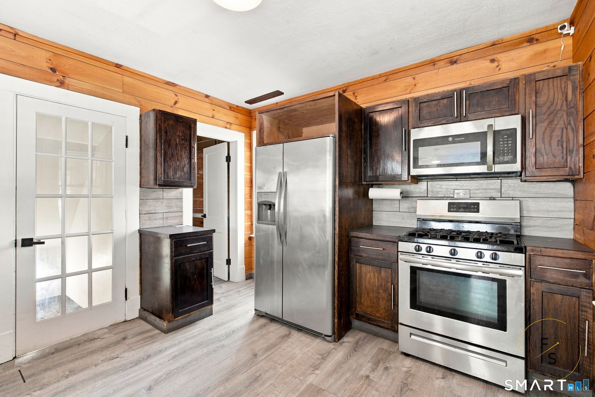 315 Frost Road photo 12