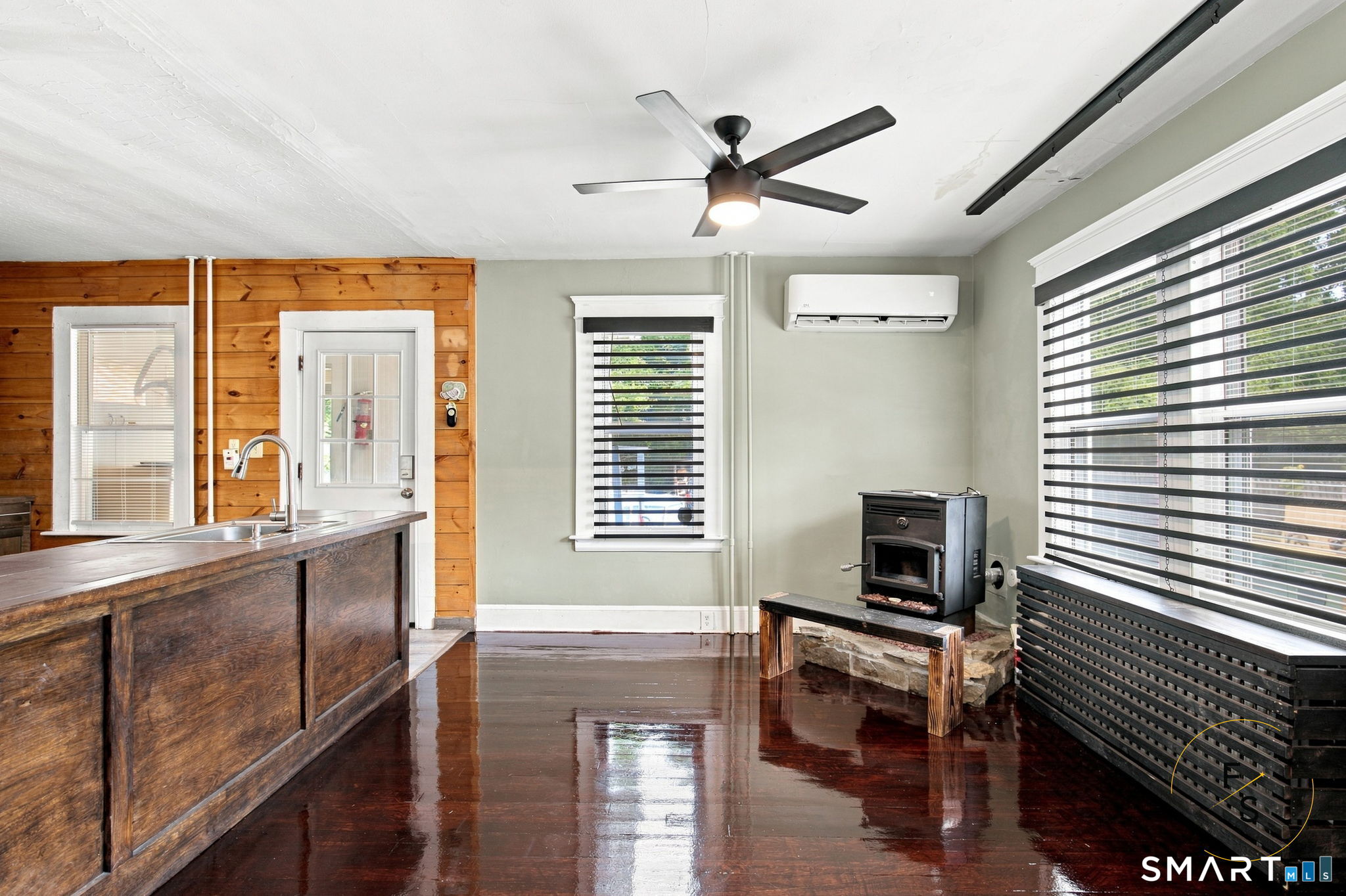 315 Frost Road photo 8