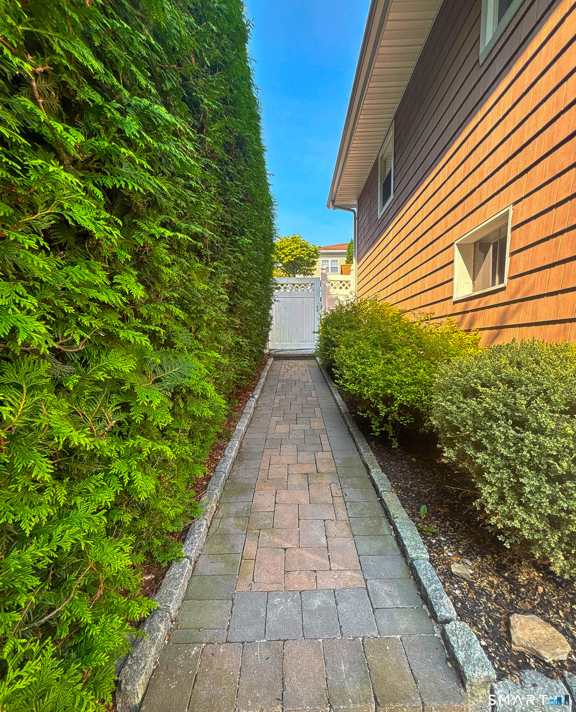 120 Pilgrim Drive, Greenwich, Connecticut photo 4
