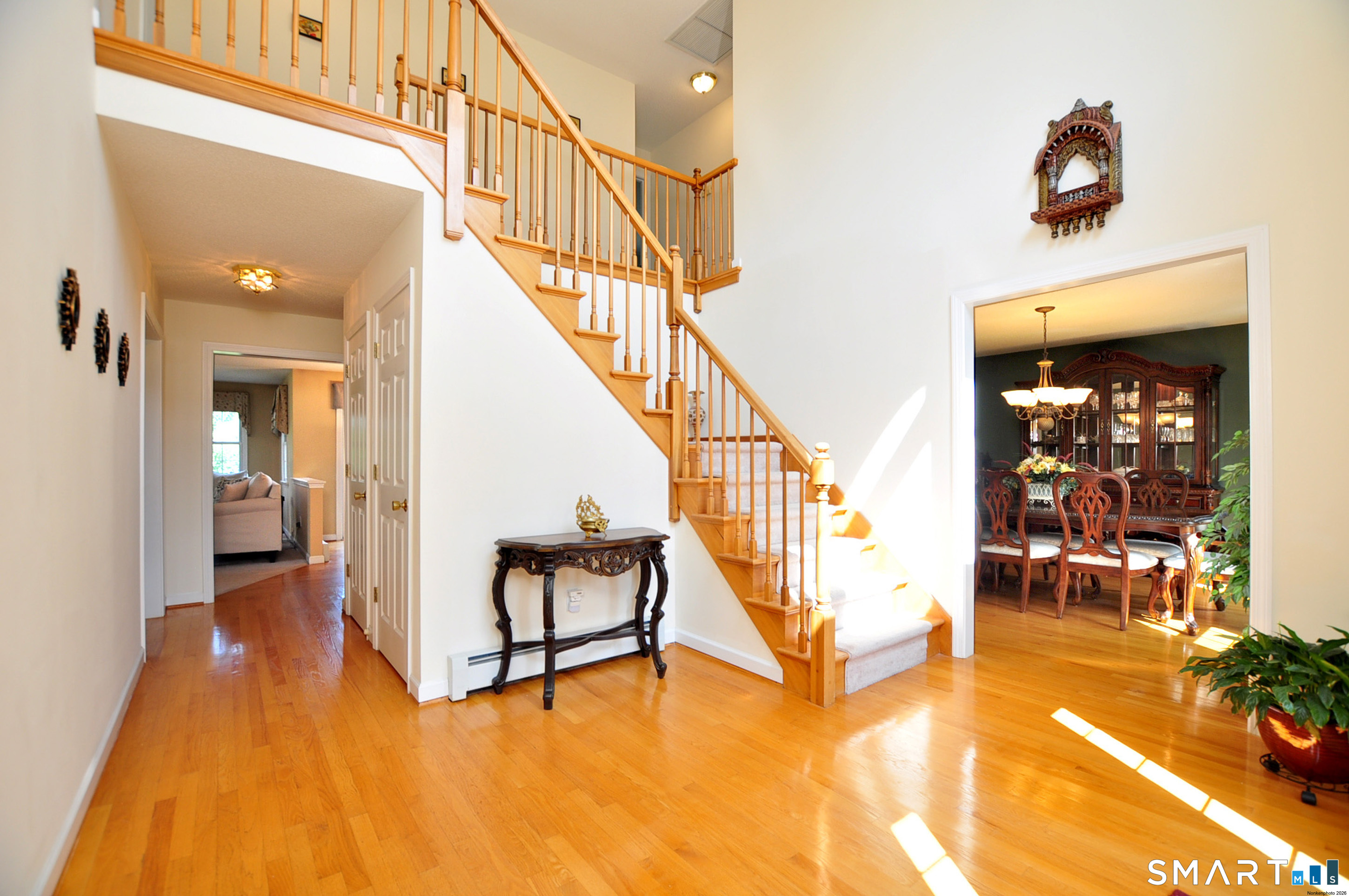 87 Gilbert Lane photo 3