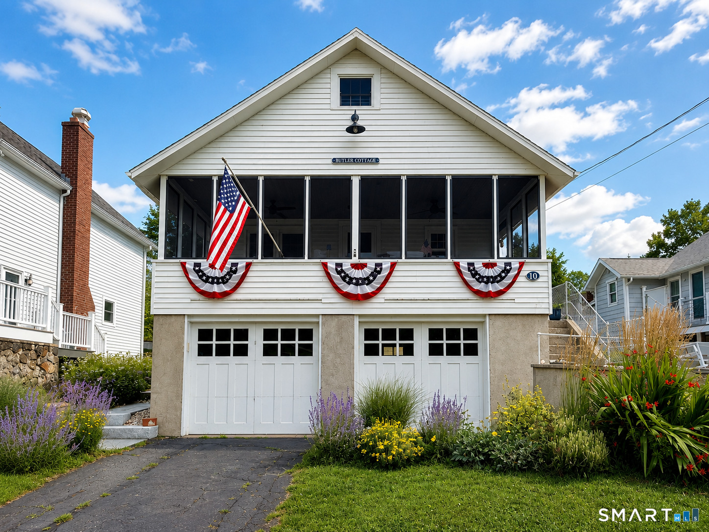 10 Reeves Avenue