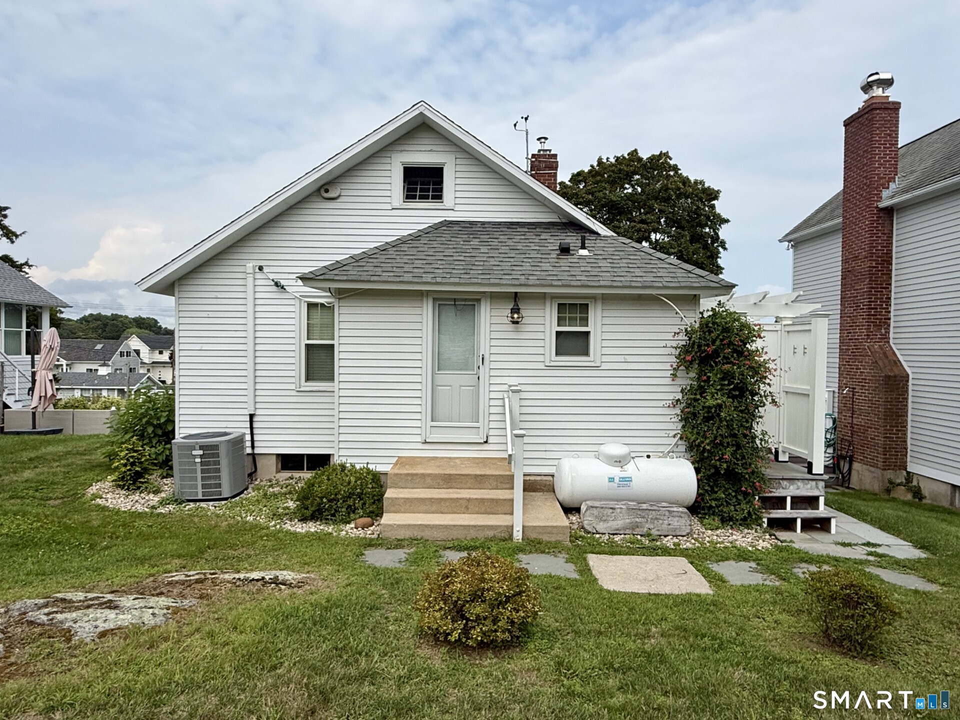 10 Reeves Avenue photo 21