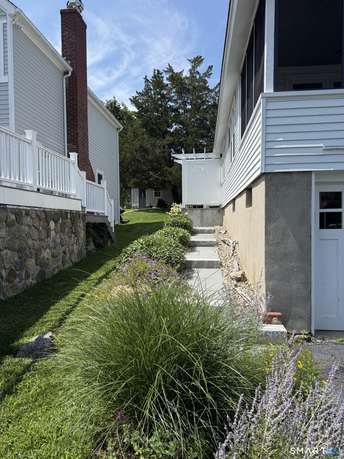 10 Reeves Avenue photo 23