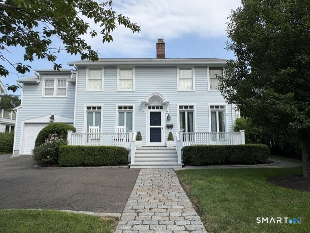 124 Rowayton Avenue