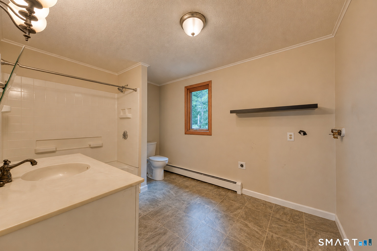 63 Bay Road photo 17