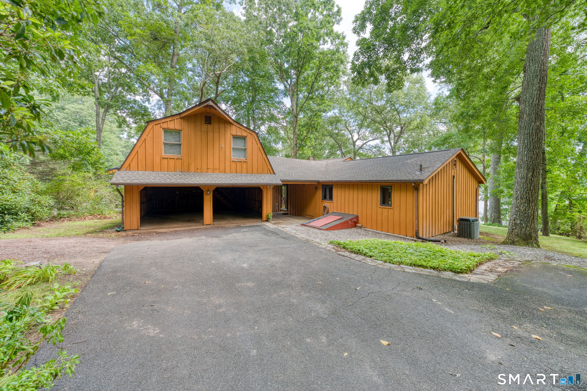 63 Bay Road photo 22