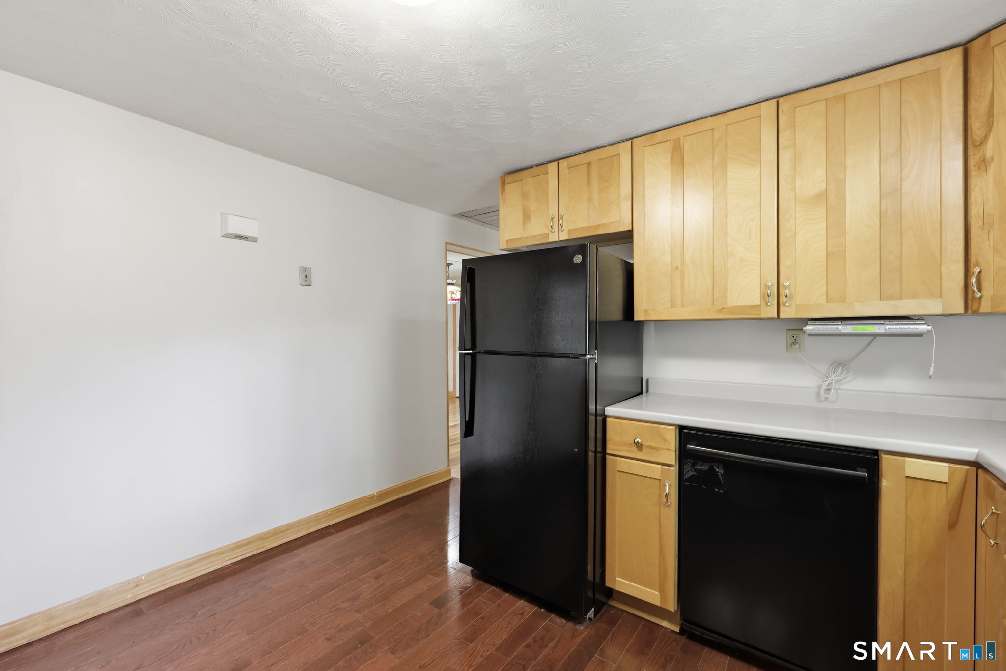 186 Jackson Drive photo 4