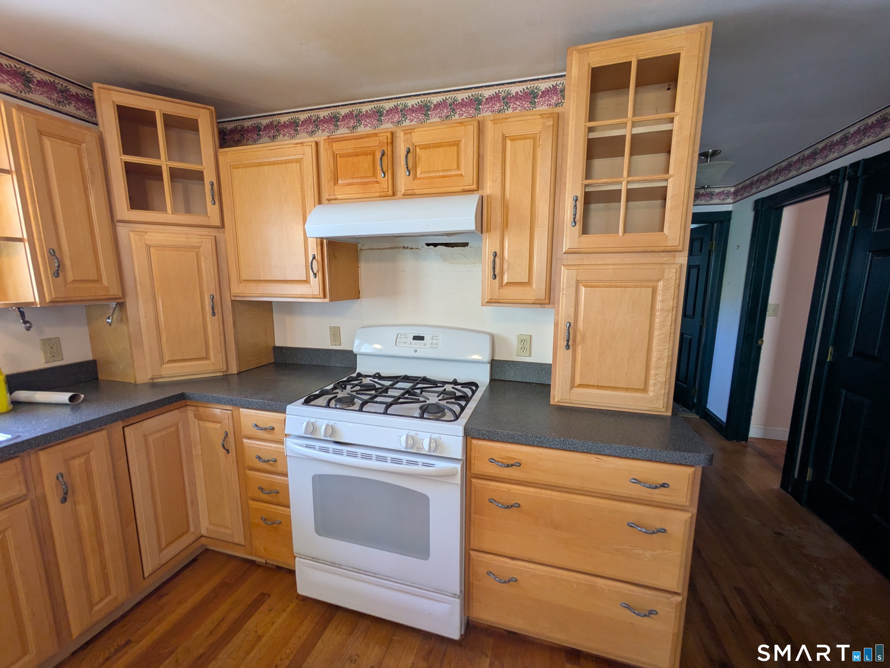 261 Coram Road photo 8