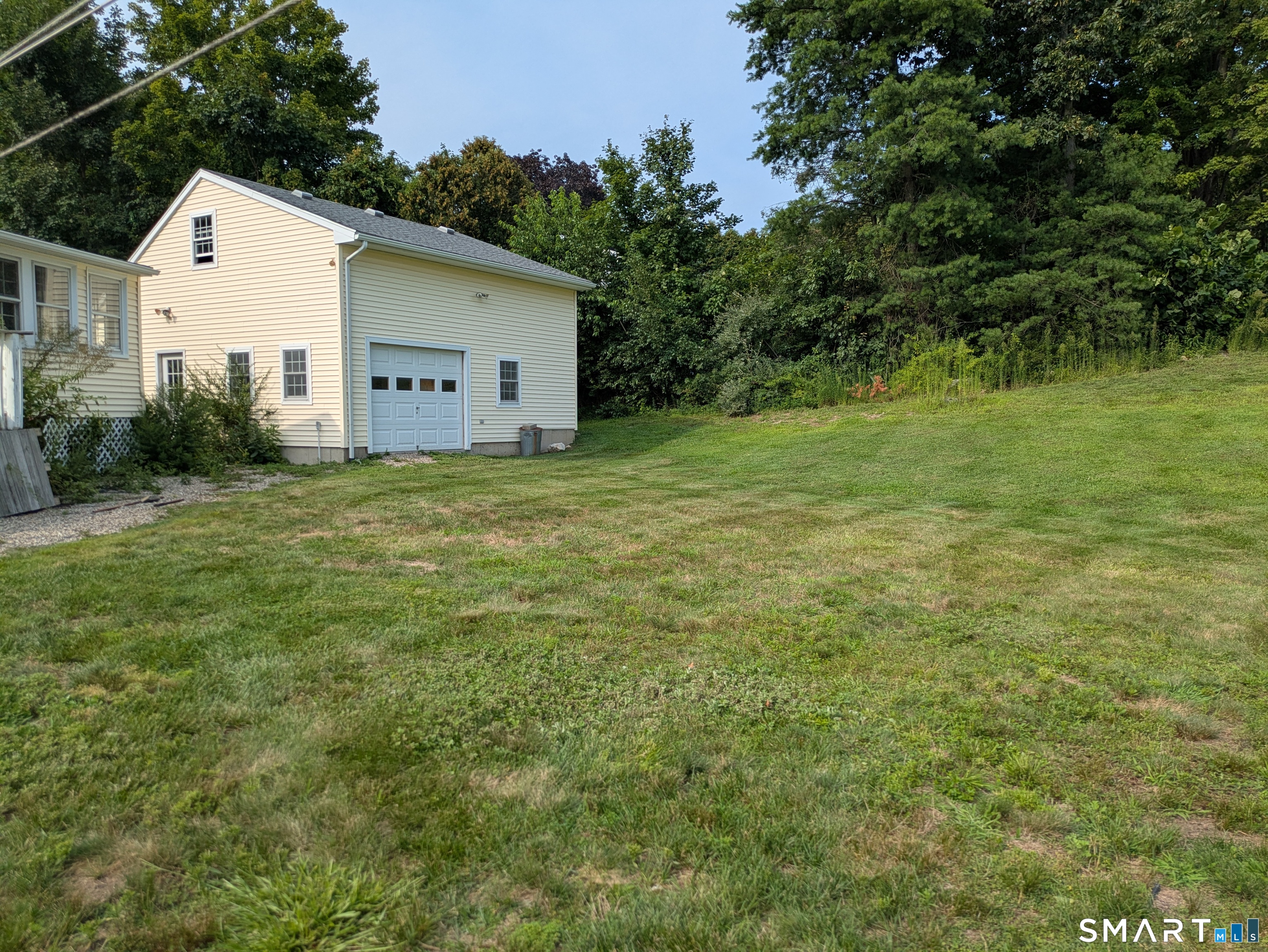 261 Coram Road photo 25