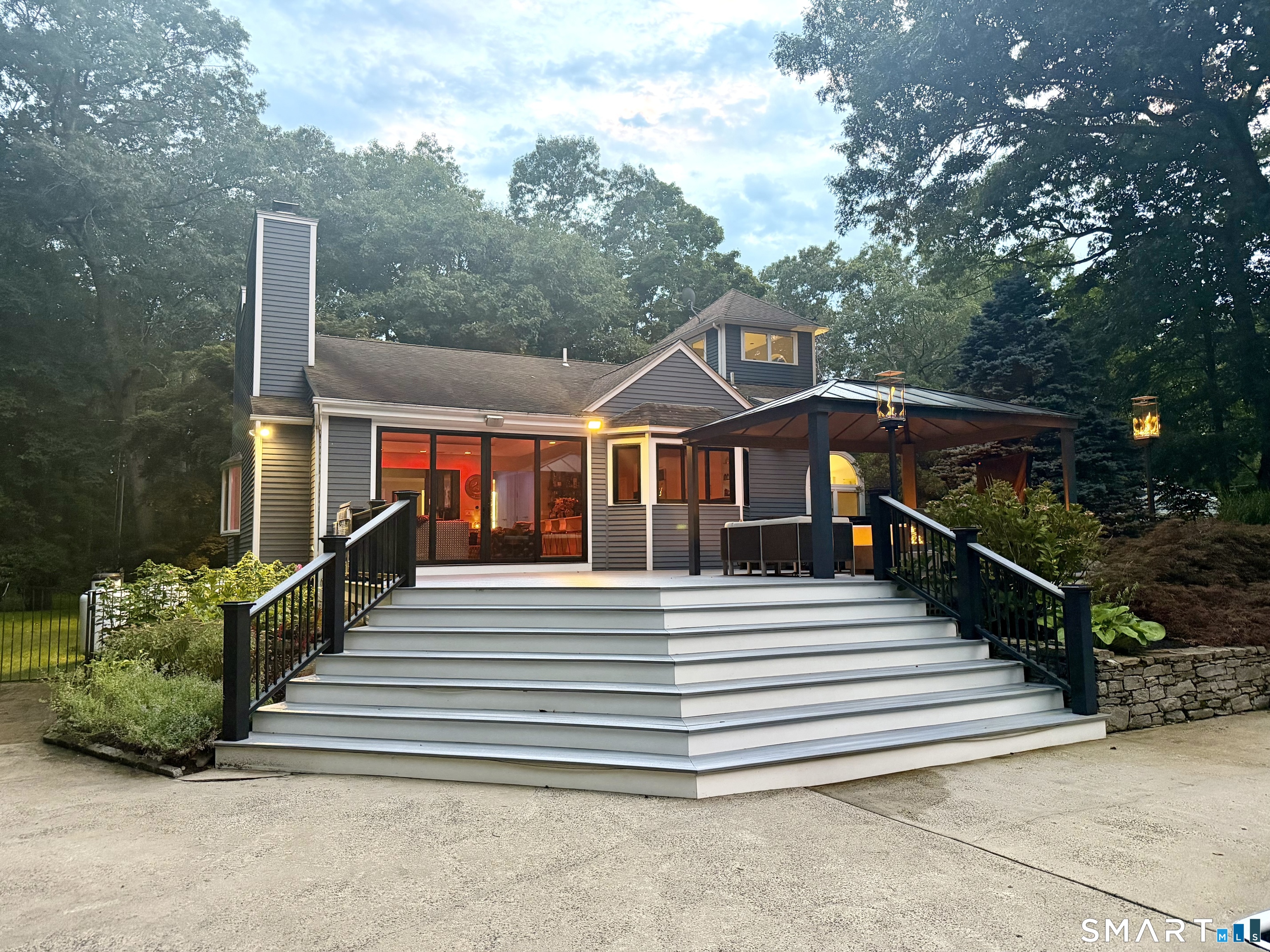 212 Mulberry Point Road, Guilford, Connecticut 06437