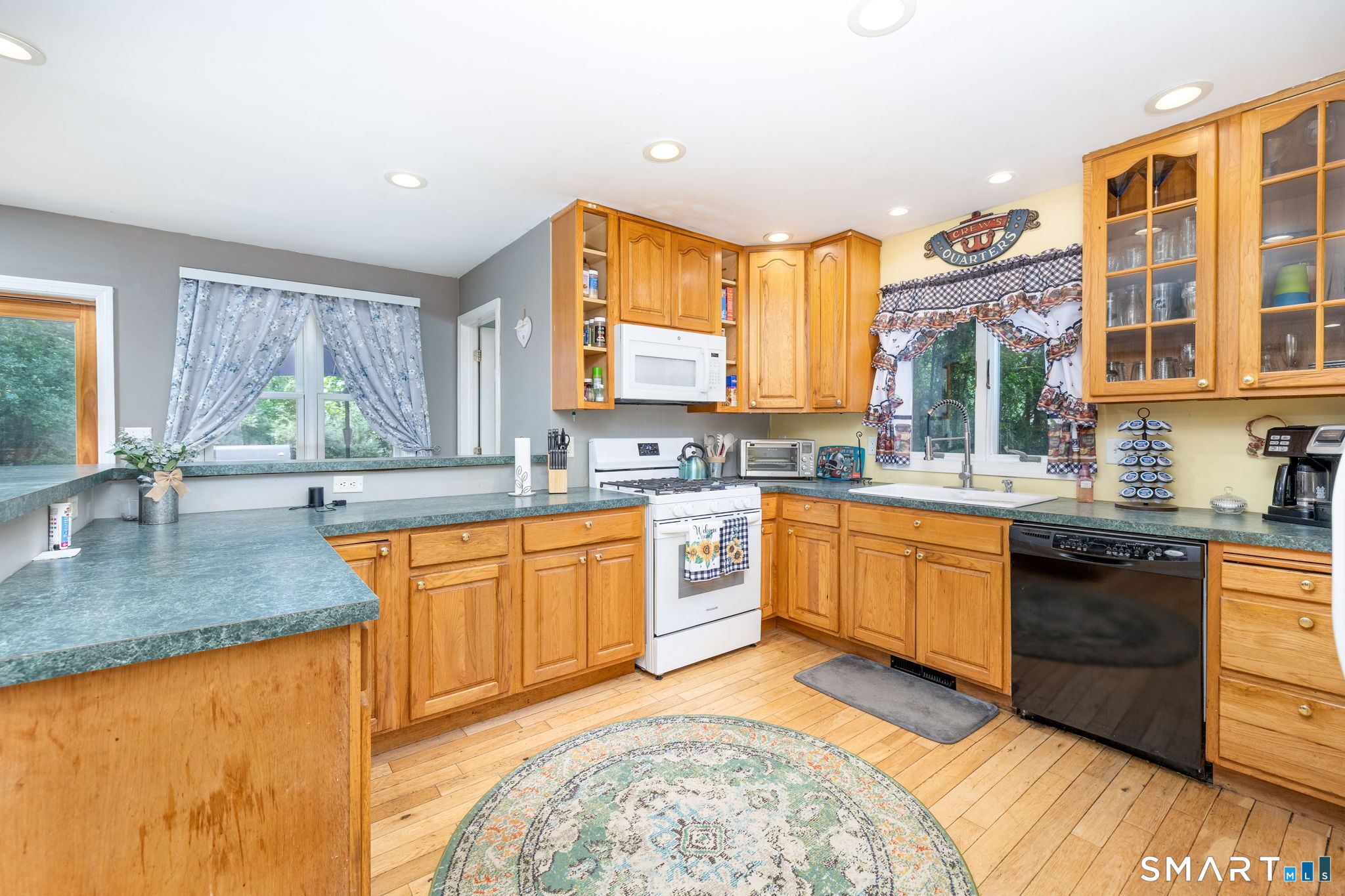 296 Lakemere Drive photo 4