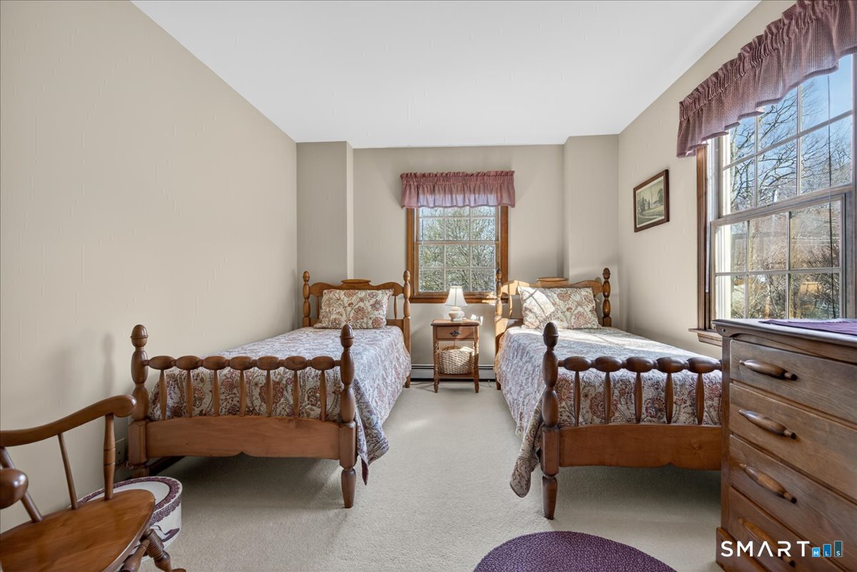 166 Thoreau Drive photo 13