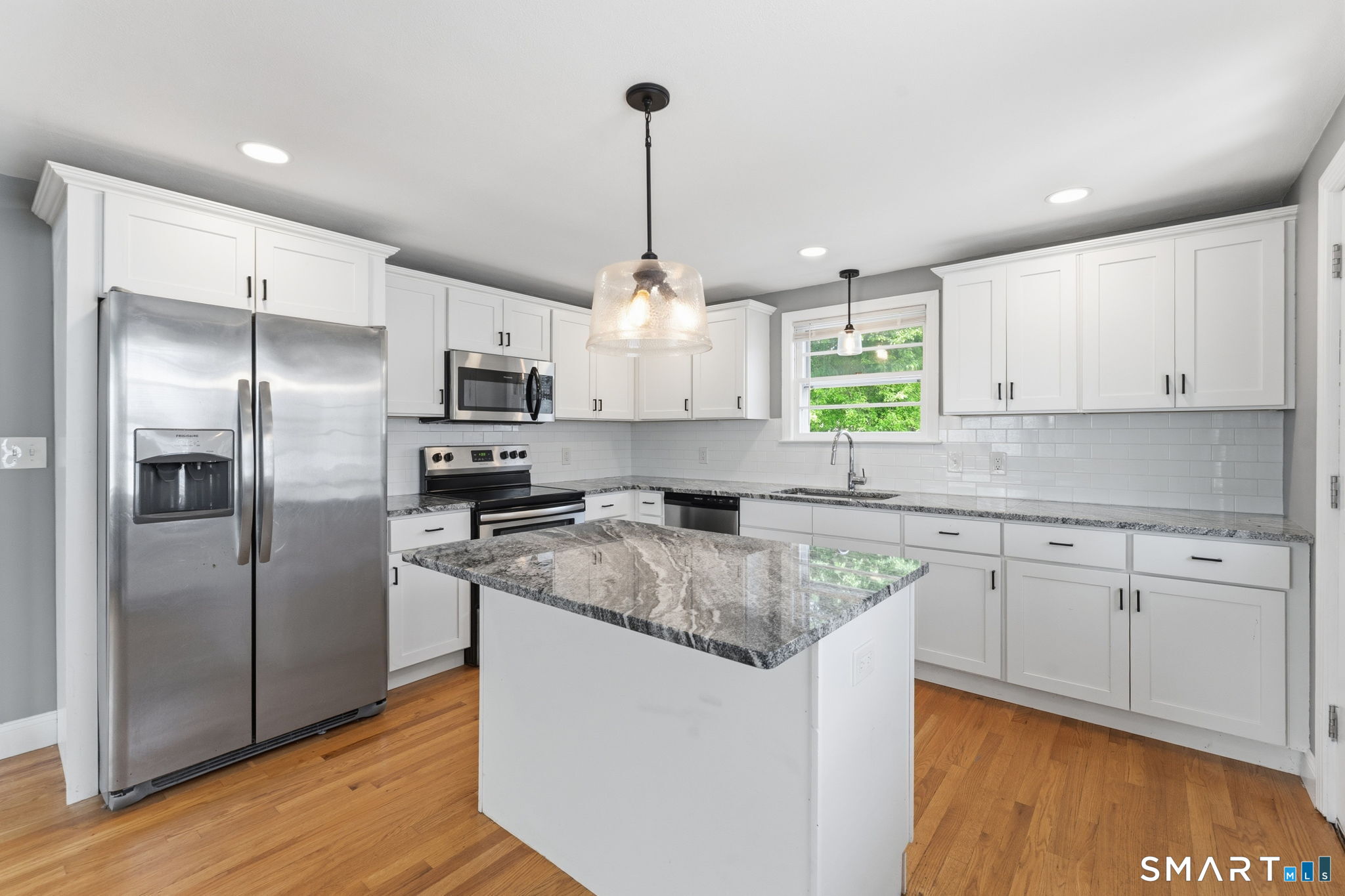 314 West Hill Road photo 3