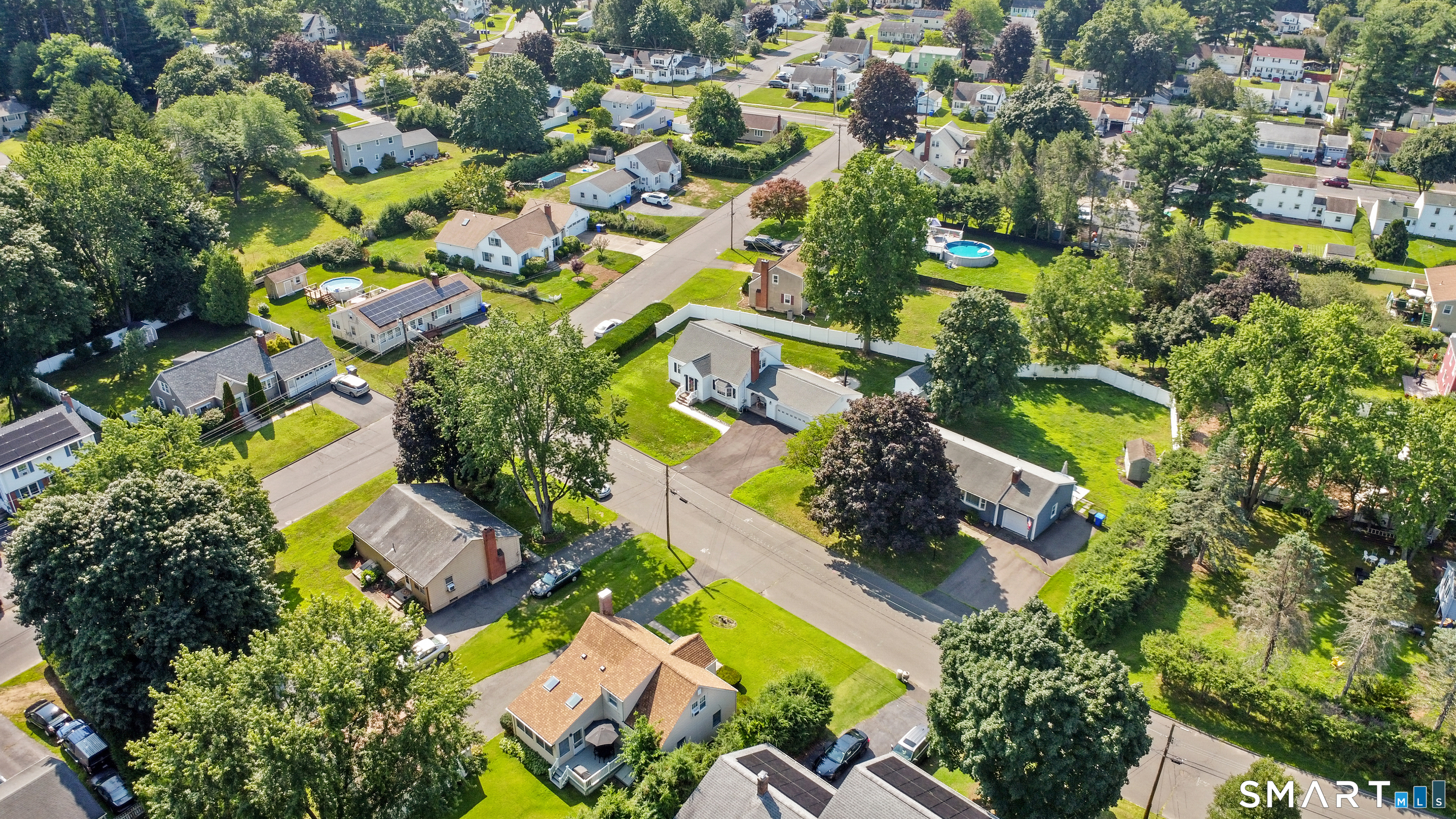 5 Depietro Drive photo 32