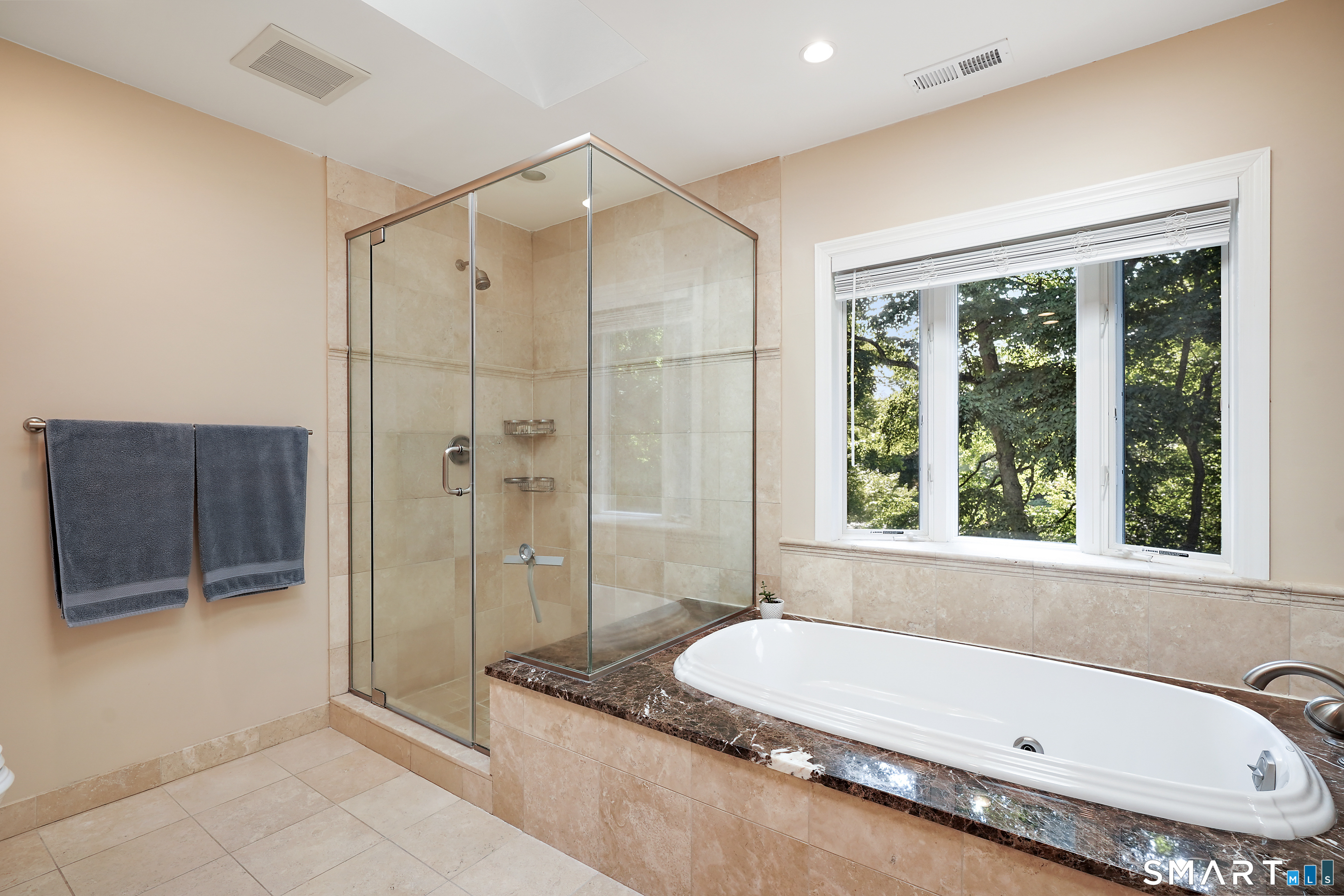 1171 Riverbank Road photo 18