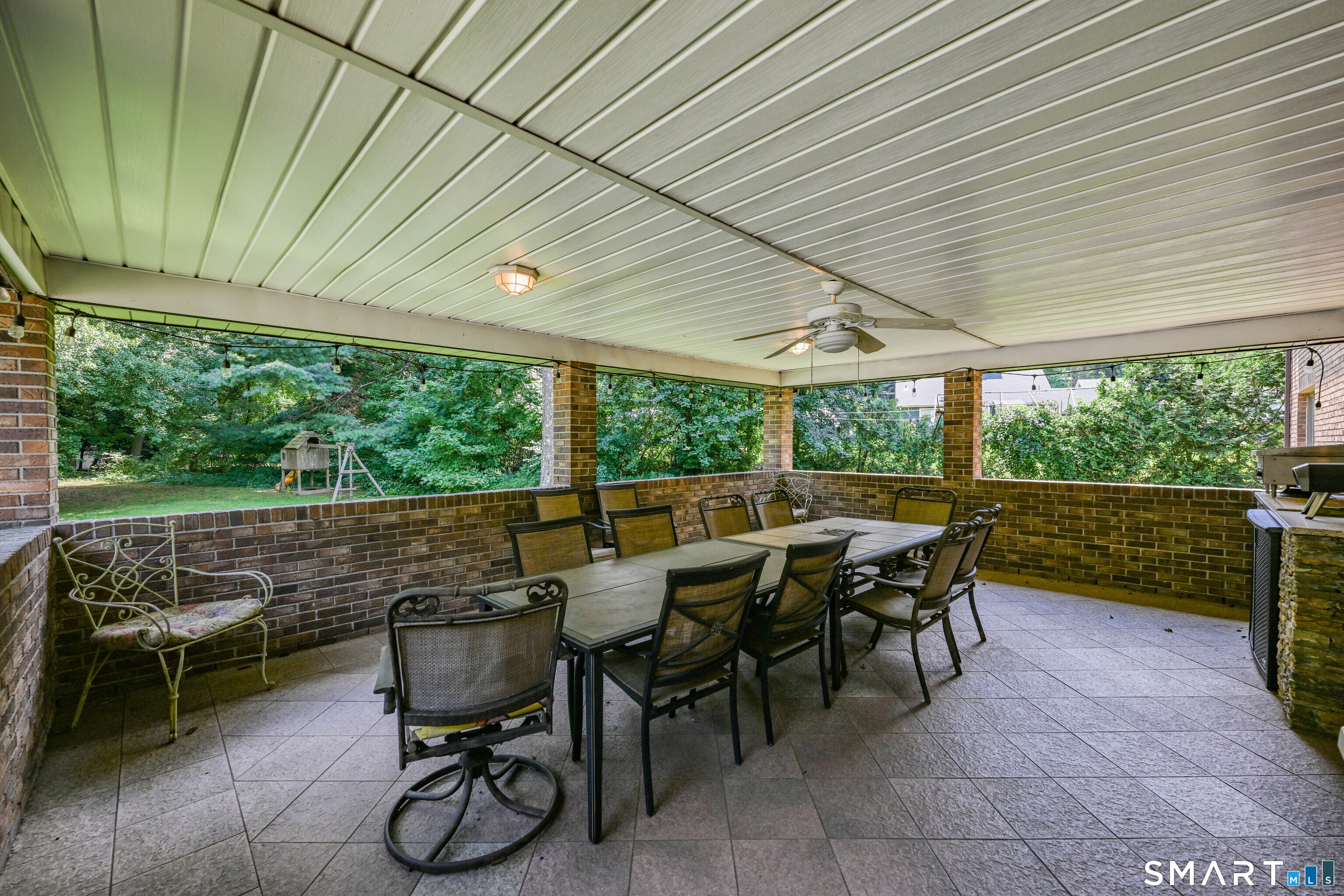 555 Davis Street photo 28
