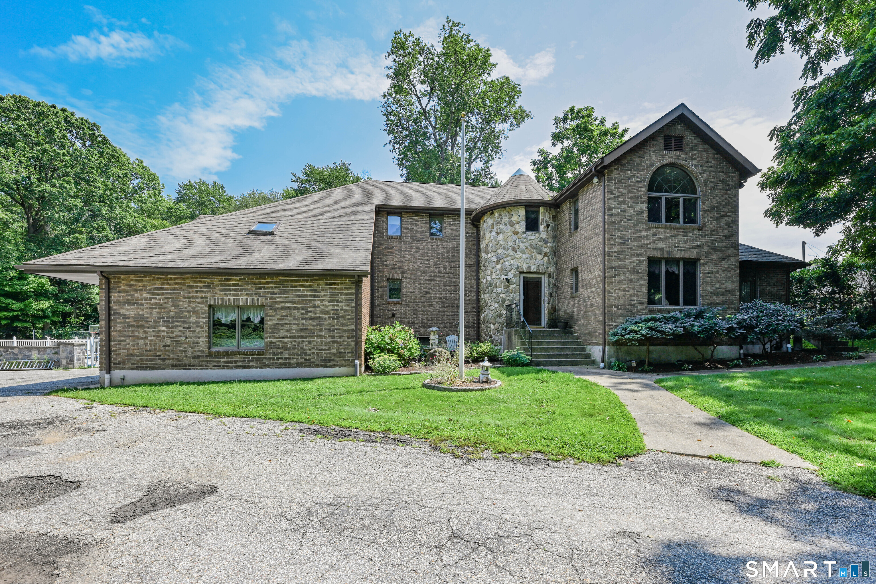 Featured property image