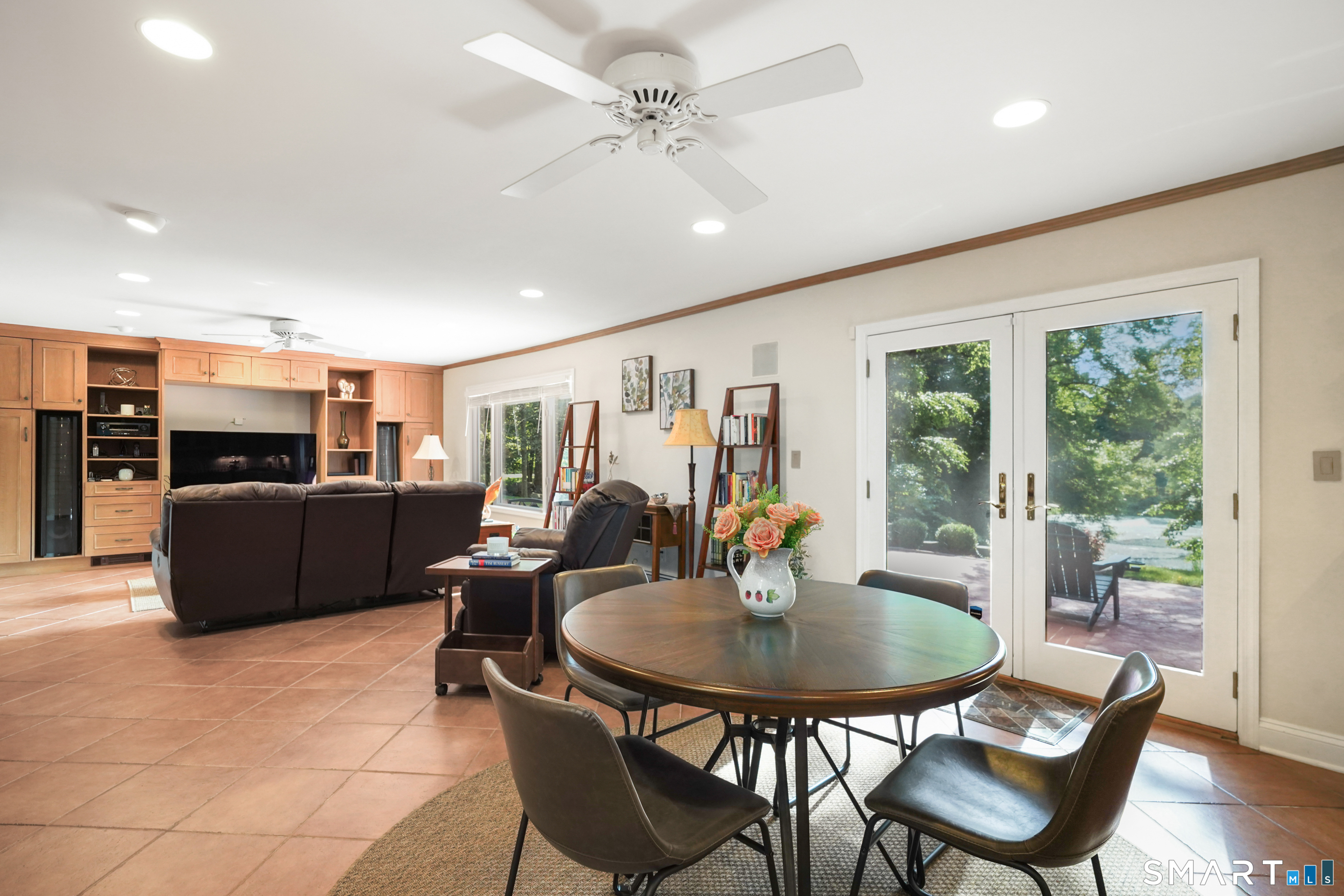 1171 Riverbank Road photo 23