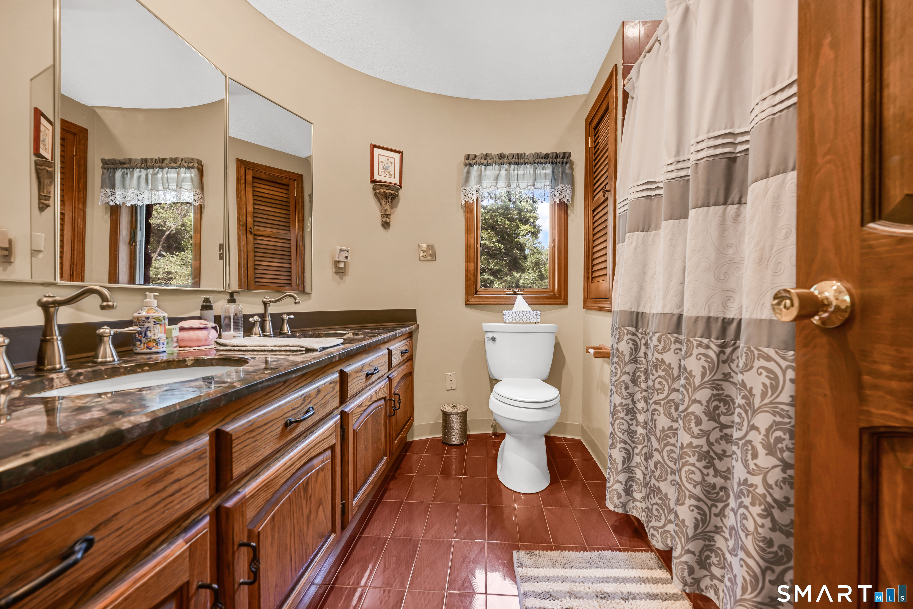 555 Davis Street photo 19