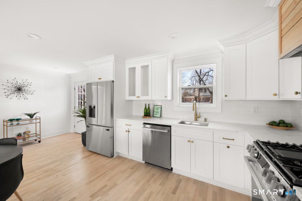 181 Eastern Parkway photo 15