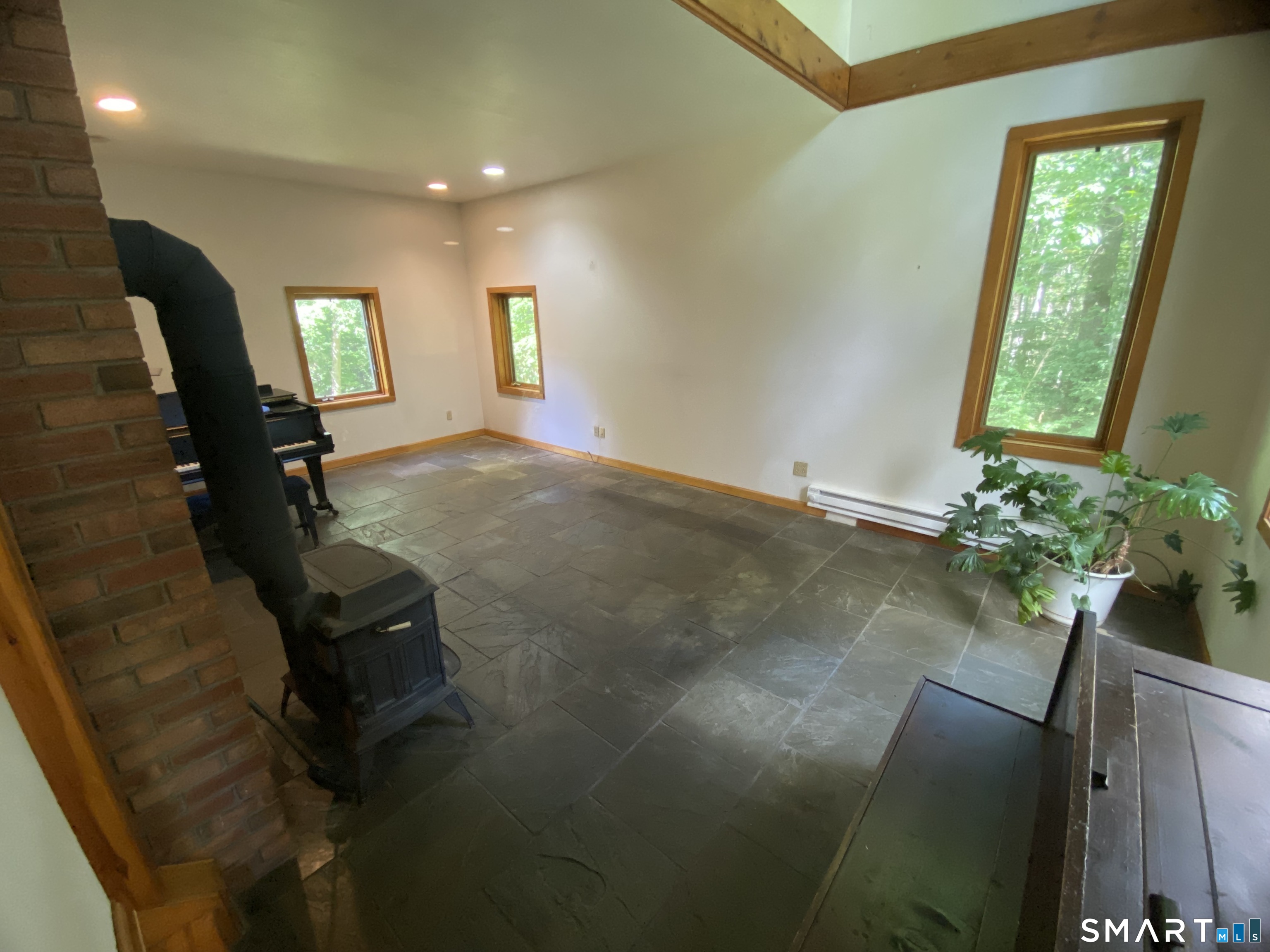 26 Eastwood Drive photo 23