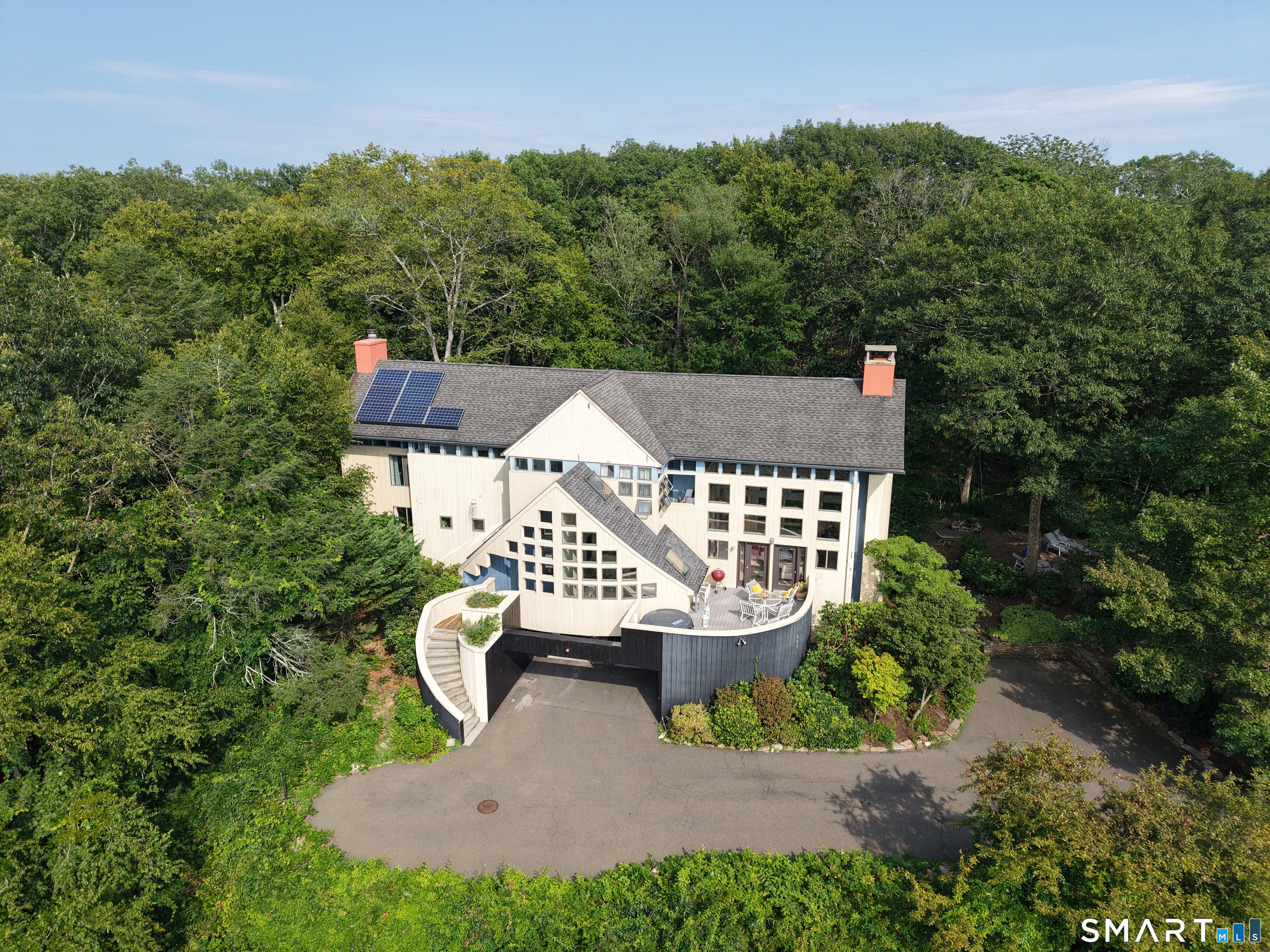 607 Lake Drive