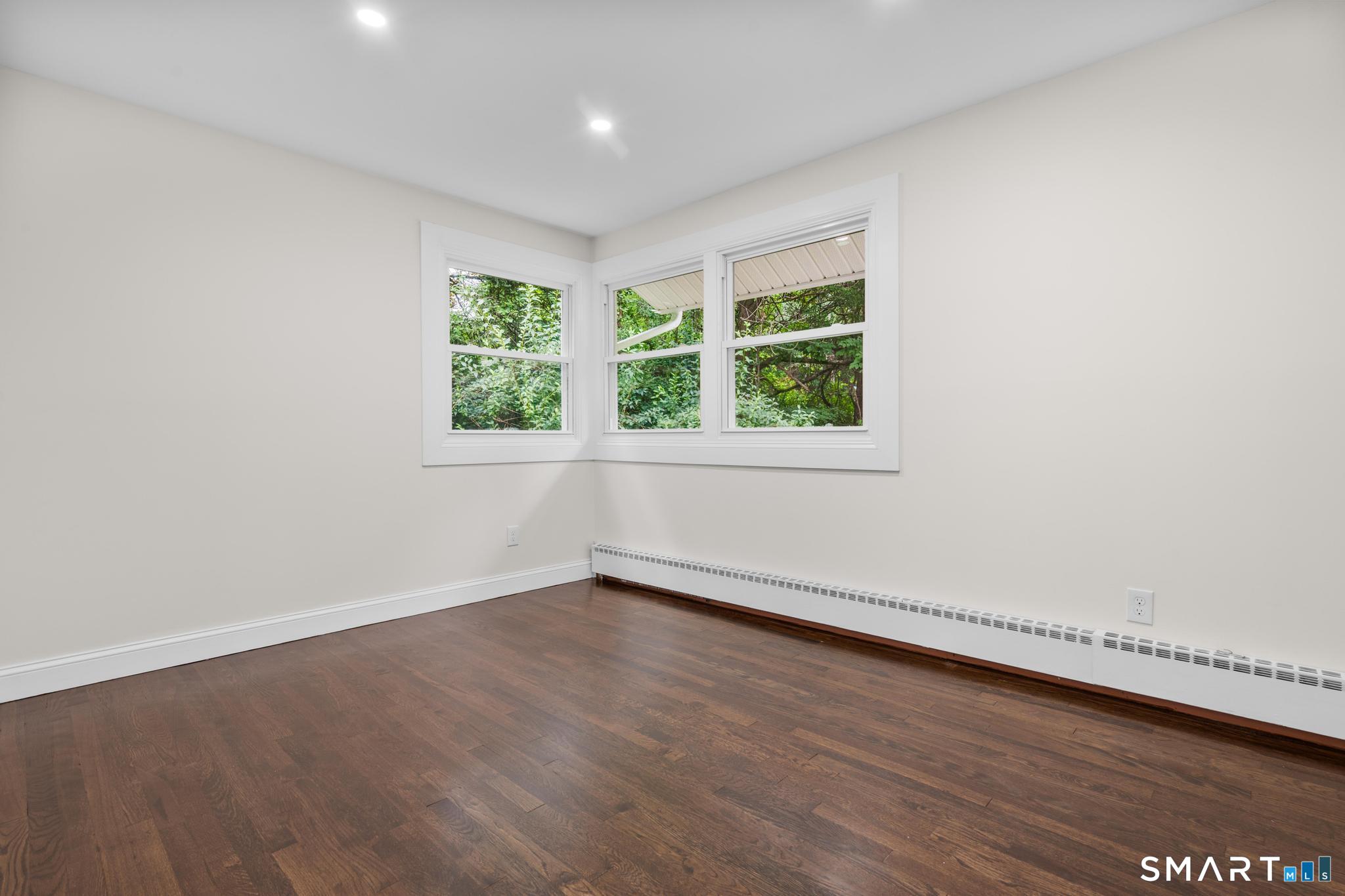 35 Columbine Drive photo 17