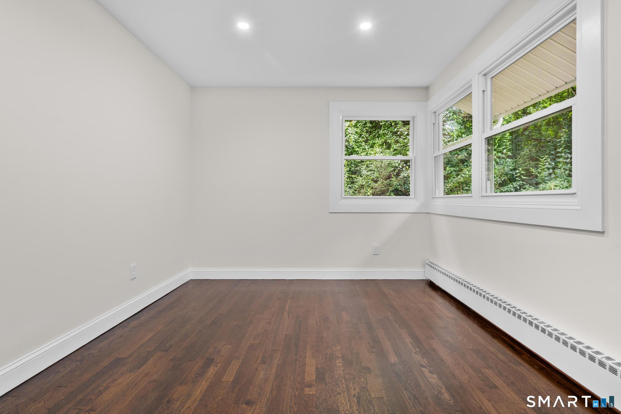 35 Columbine Drive photo 18