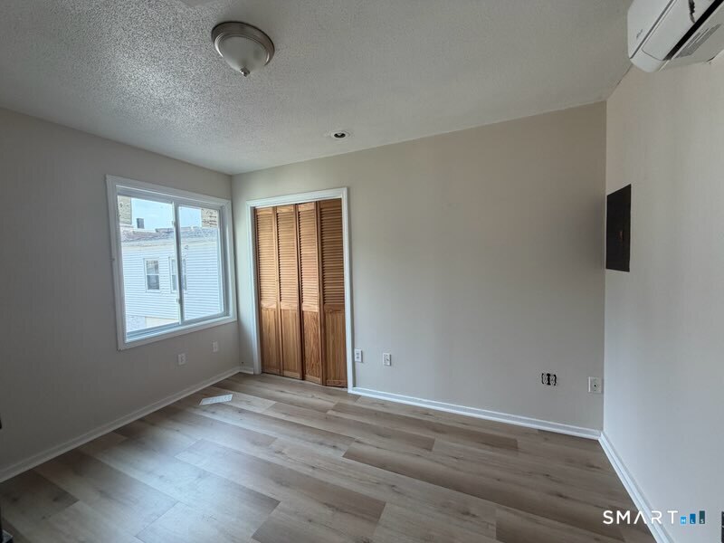 69 Congress Avenue  Unit #Apt 2 photo 5