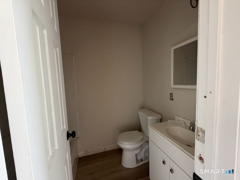 69 Congress Avenue  Unit #Apt 2 photo 7