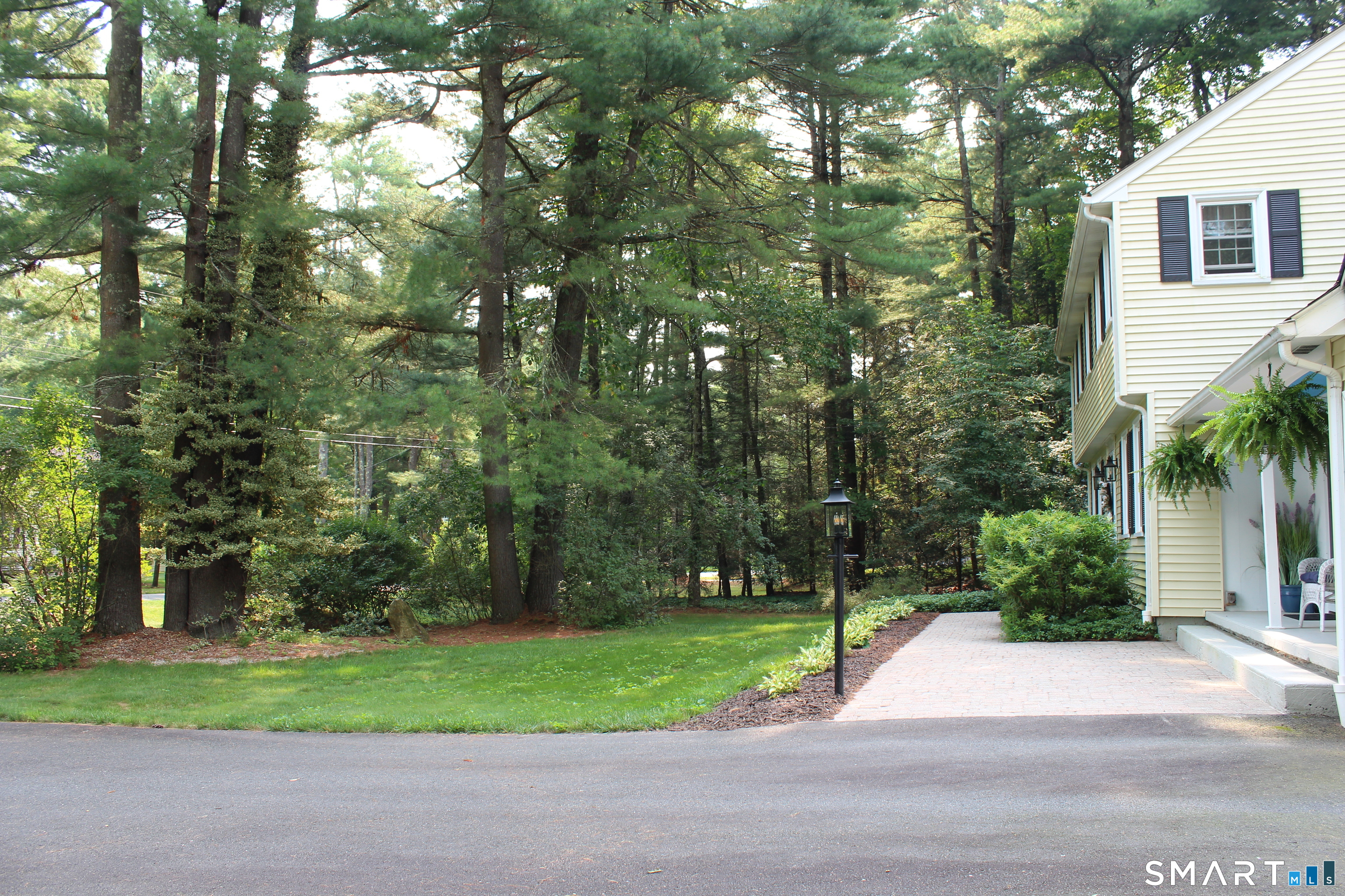 47 Farmstead Lane photo 4