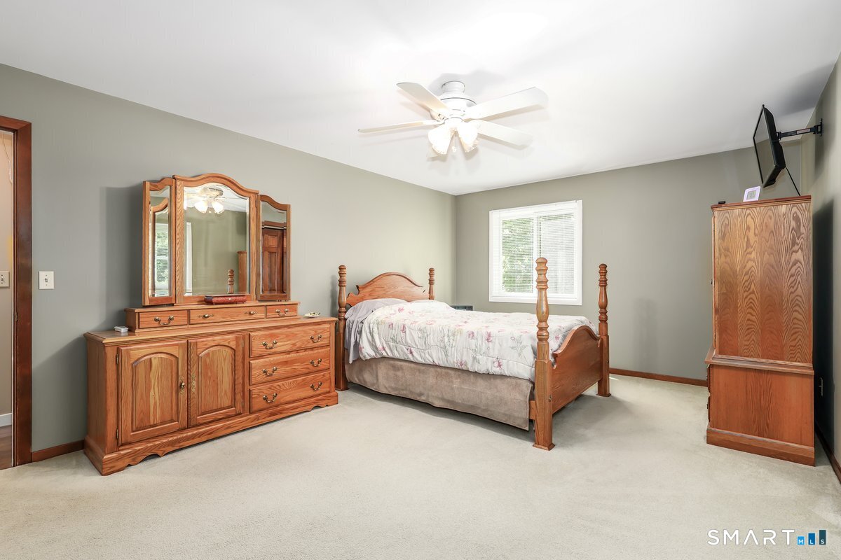 12 Mountain View Avenue photo 14
