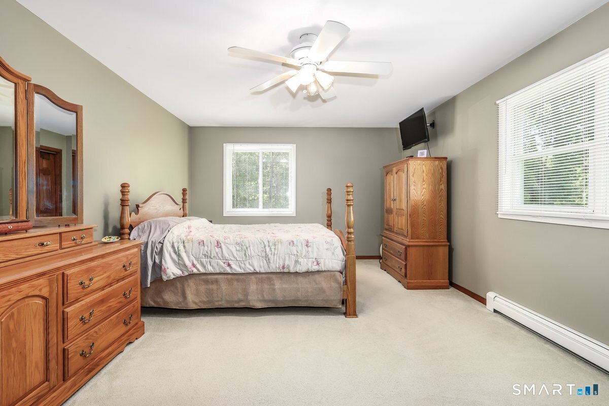 12 Mountain View Avenue photo 15