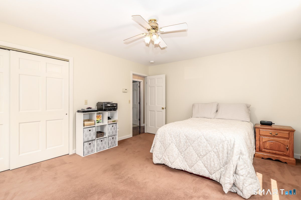 12 Mountain View Avenue photo 17