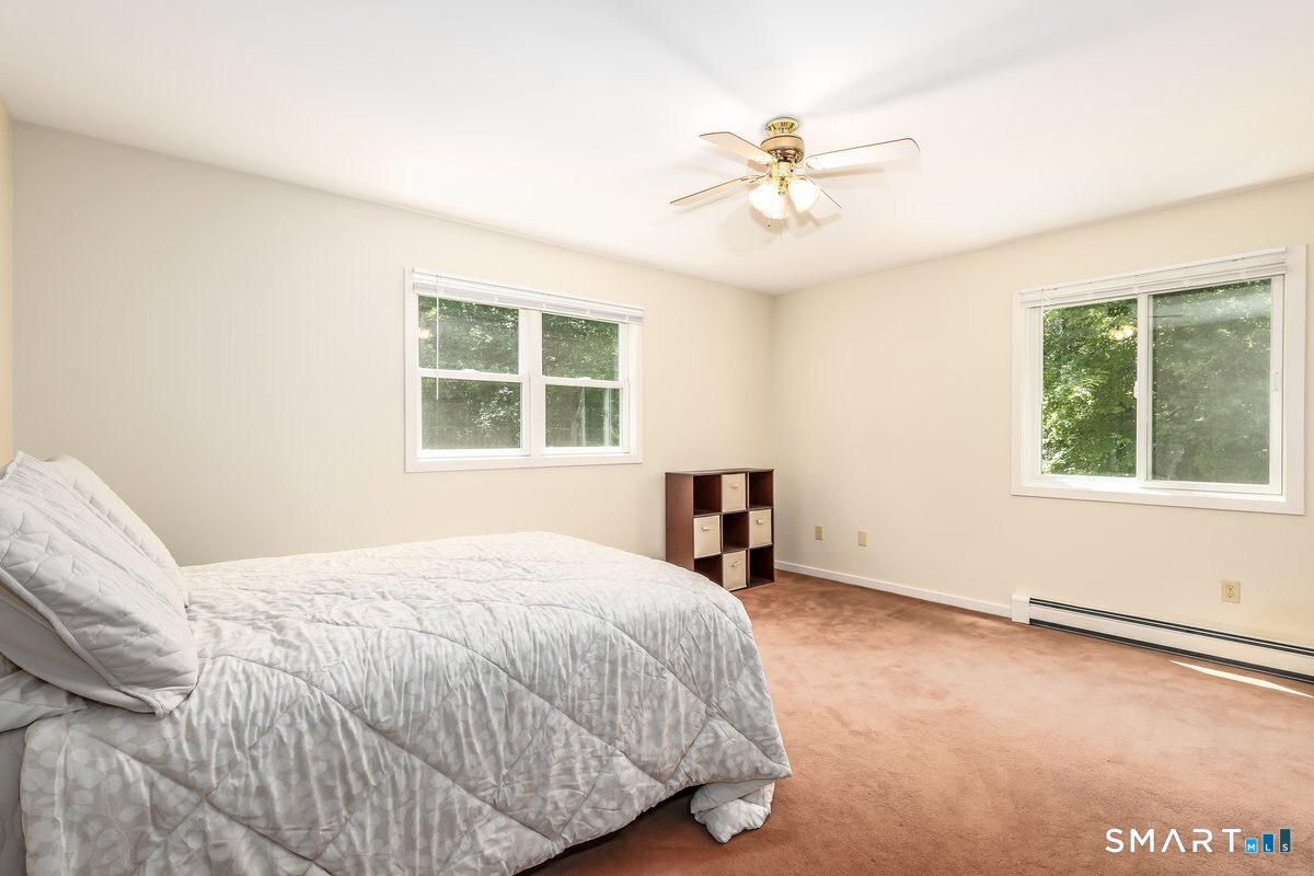 12 Mountain View Avenue photo 18