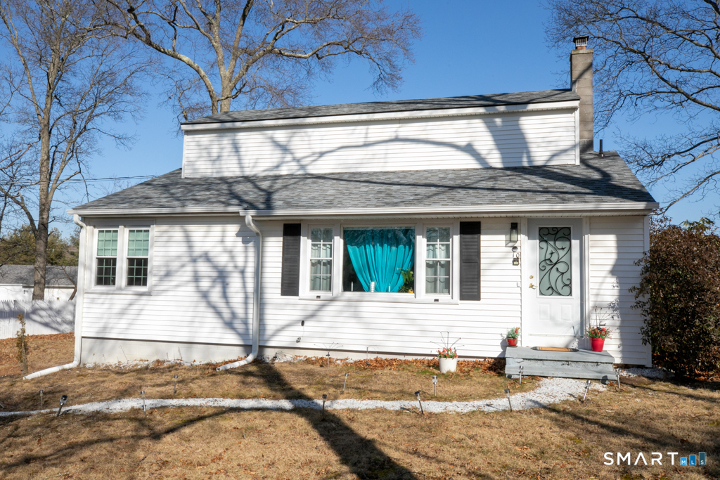 10 Beach Park Road photo 2