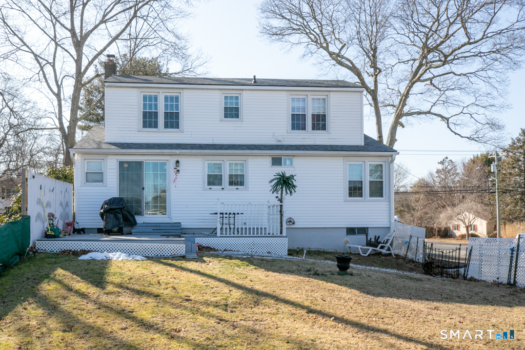 10 Beach Park Road photo 5